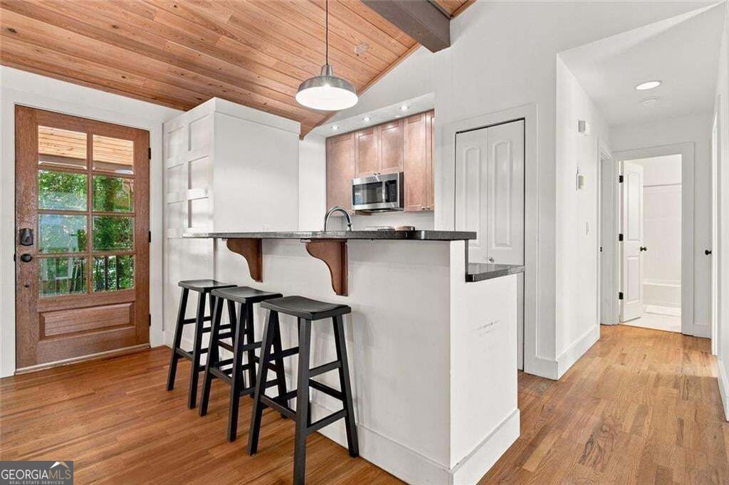 7875 Robin Road Property Photo 16