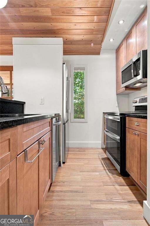7875 Robin Road Property Photo 18