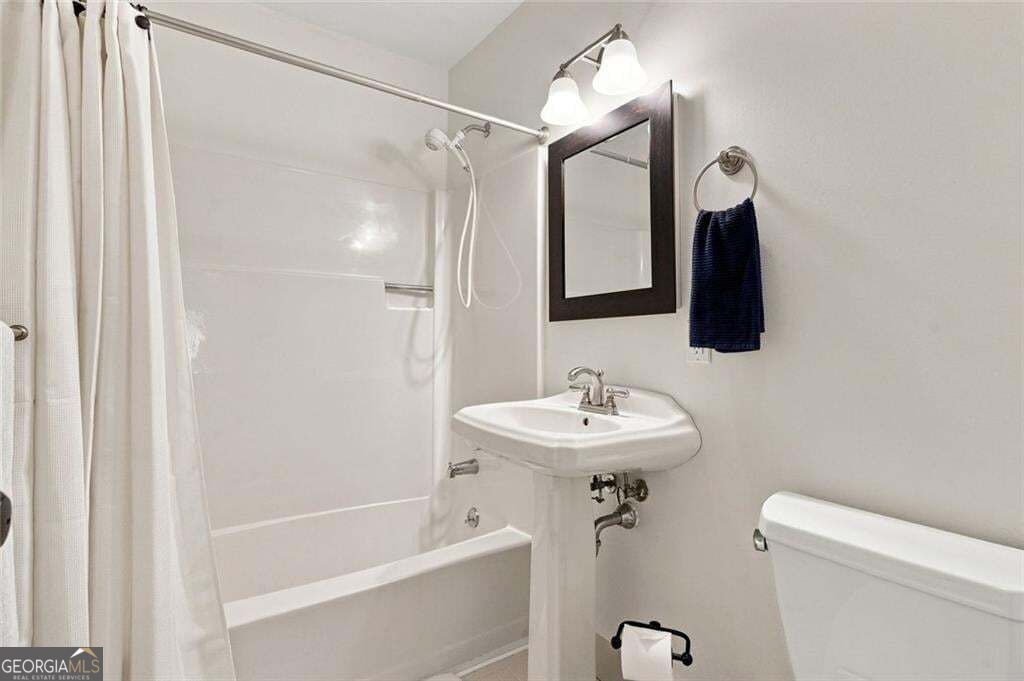 7875 Robin Road Property Photo 33