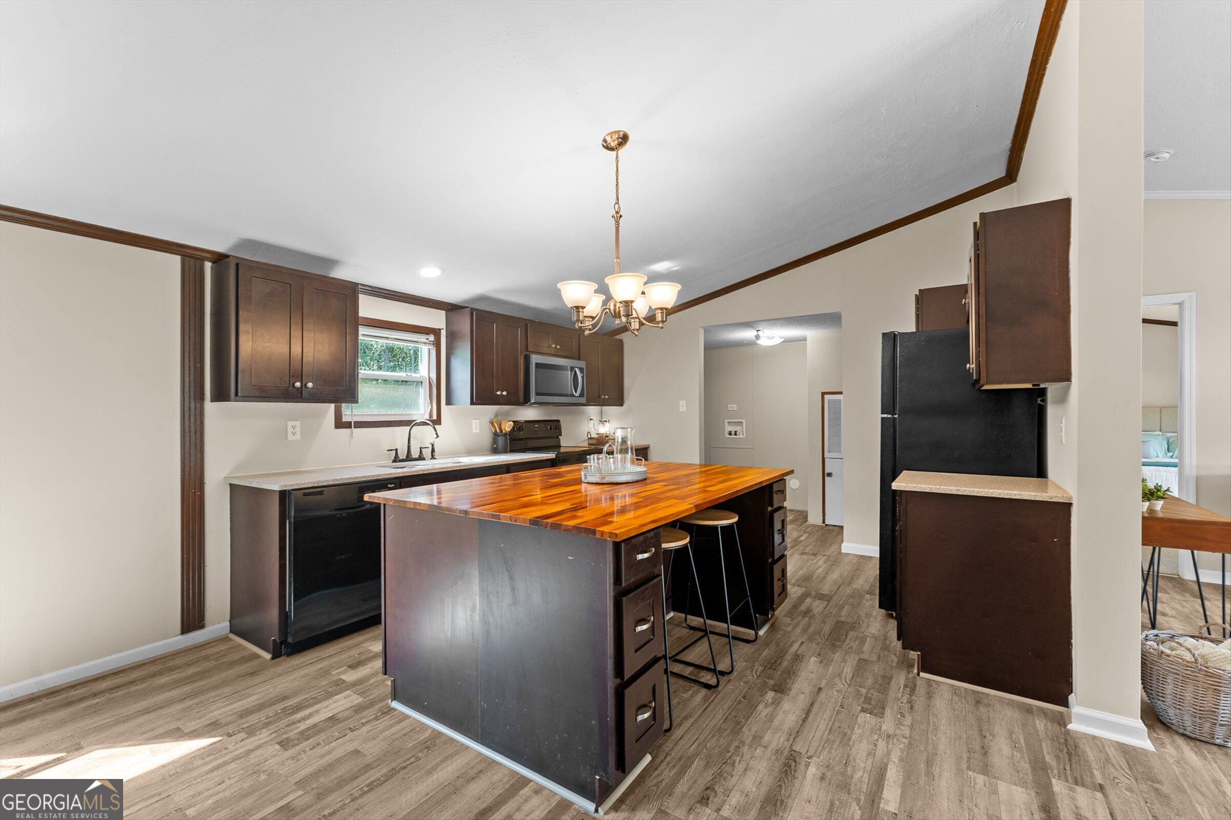 180 Lucious Street Property Photo 8