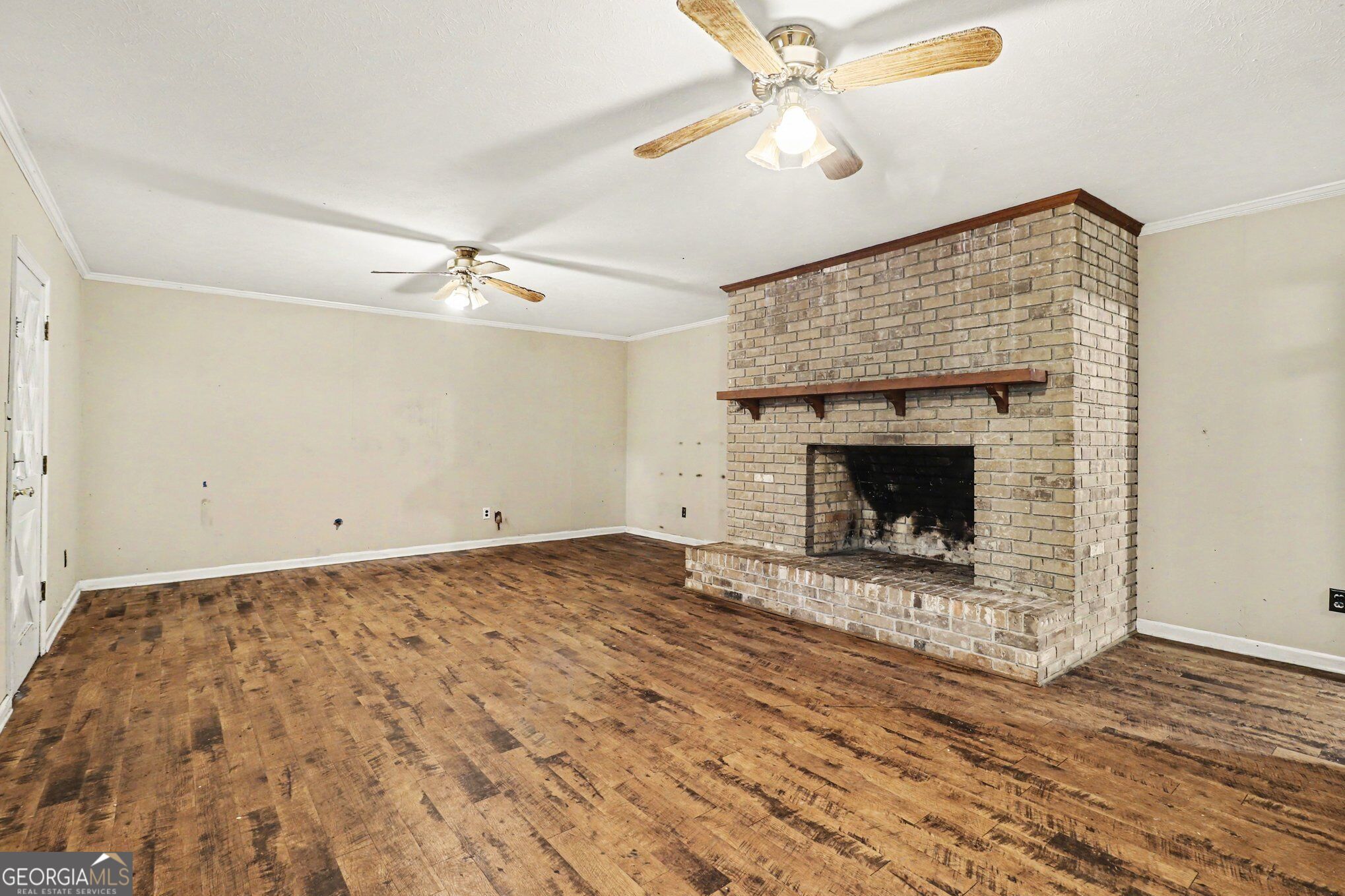 981 Cameron Mill Road Property Photo 6