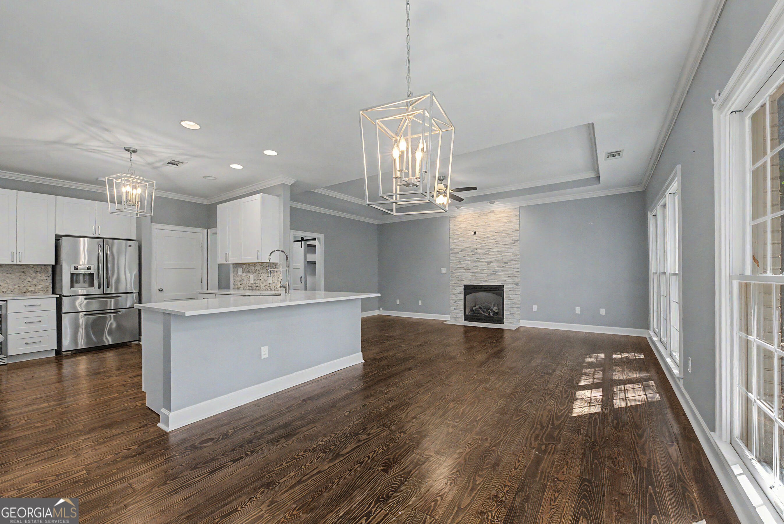 700 Skyline Drive Property Photo 12