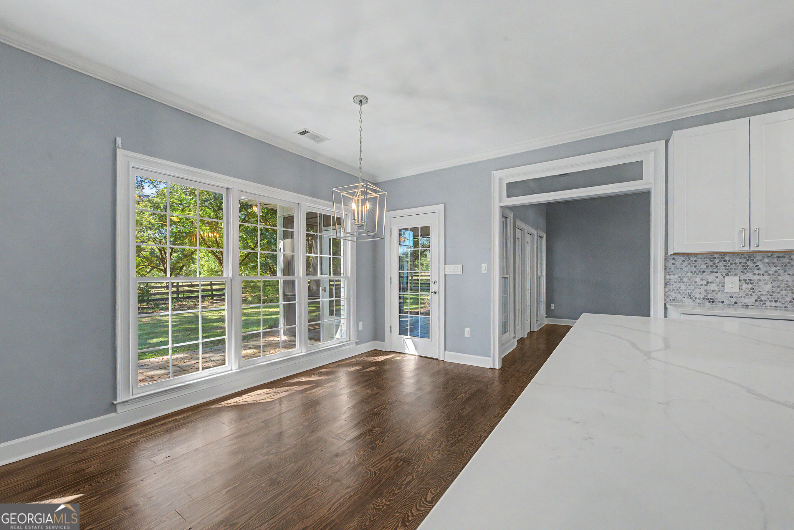 700 Skyline Drive Property Photo 13