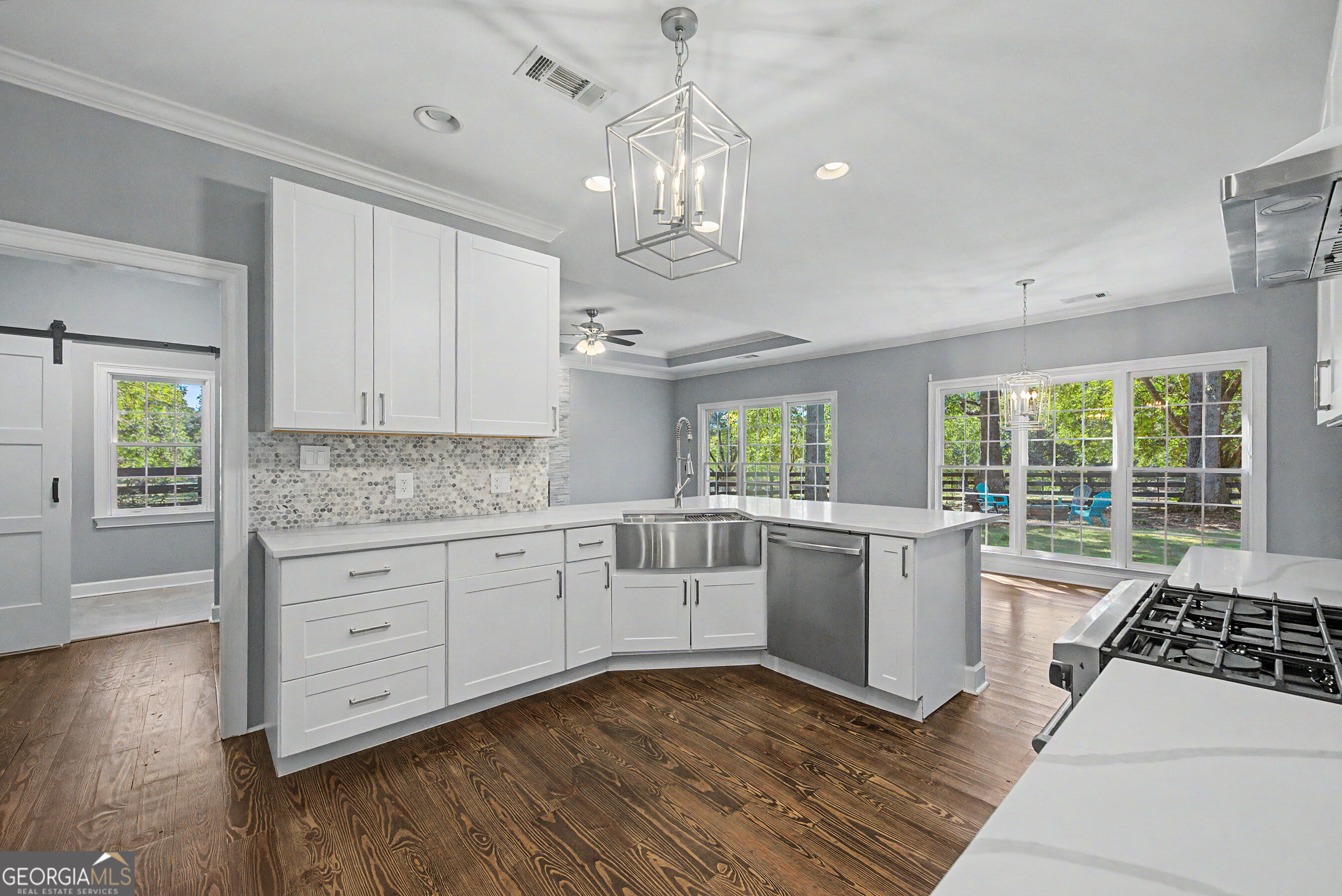700 Skyline Drive Property Photo 19