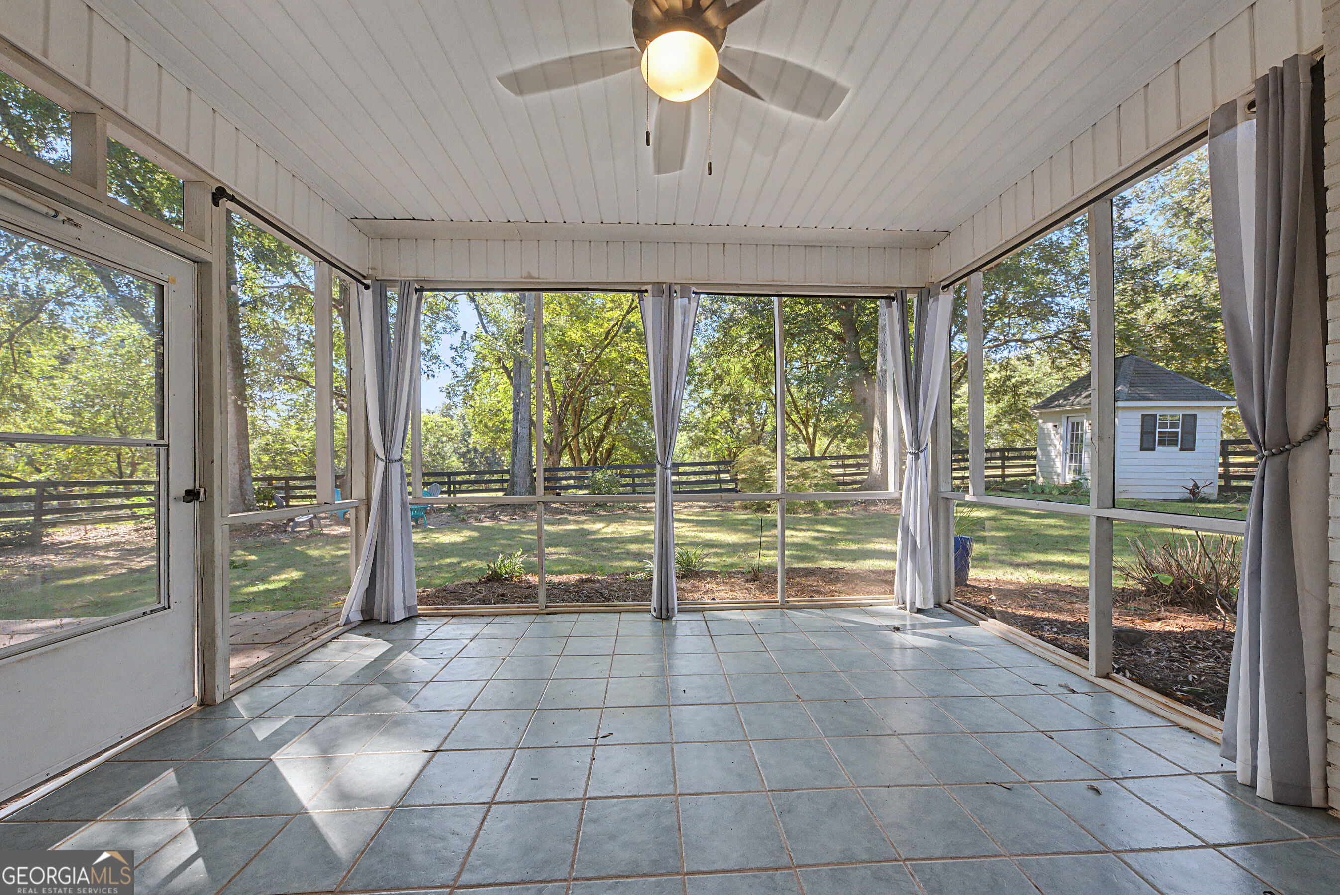 700 Skyline Drive Property Photo 28