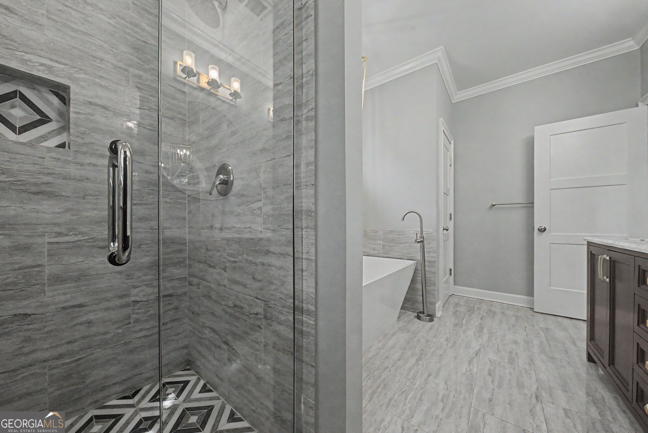 700 Skyline Drive Property Photo 41