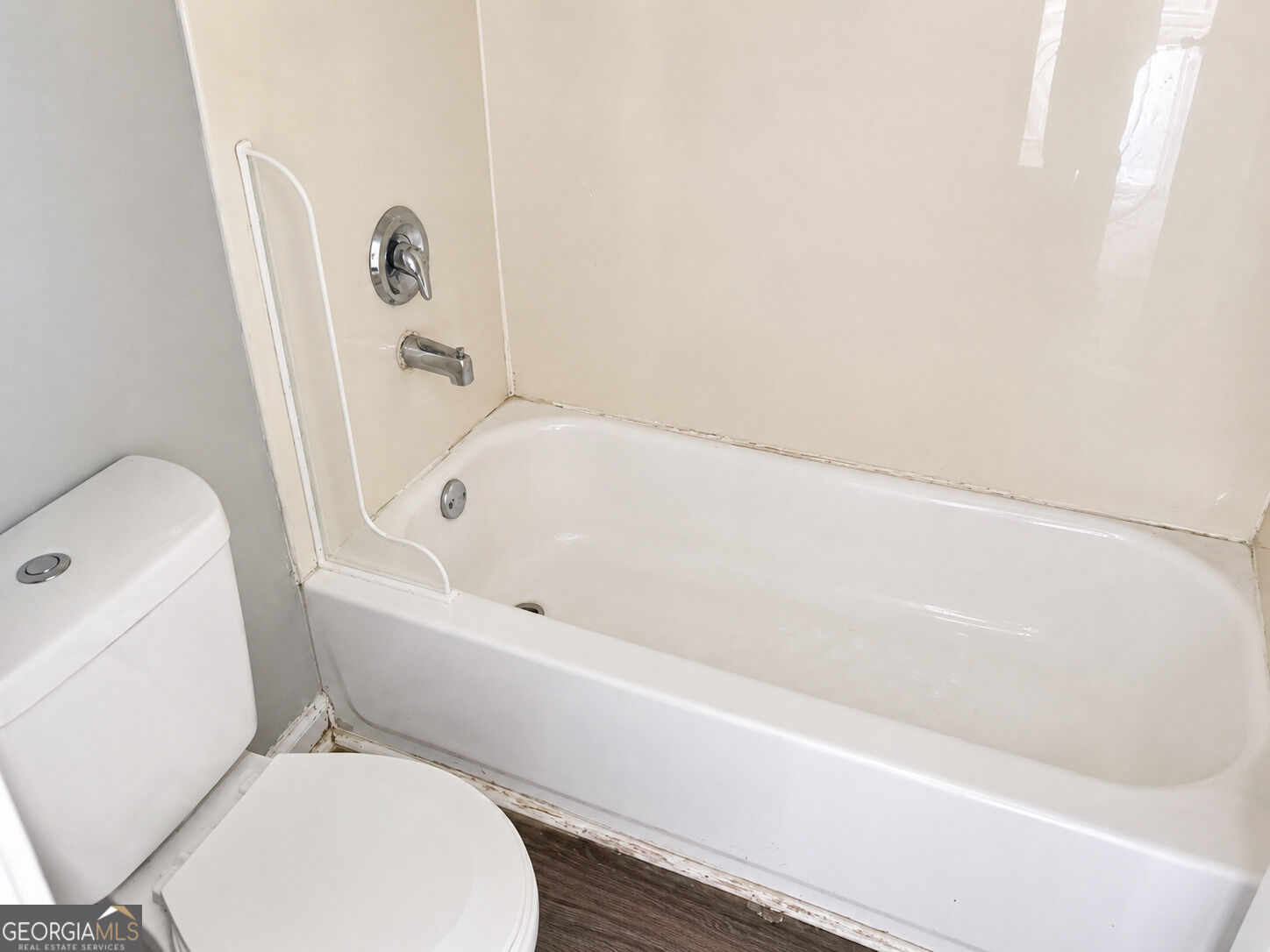 1660 Stanton # 4b Property Photo 7