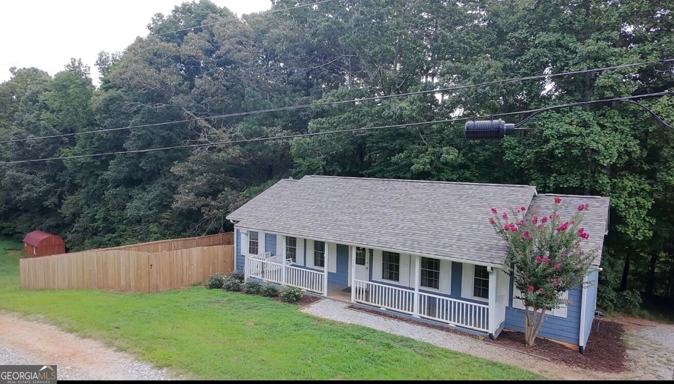 950 Duck Thurmond Road Property Photo 2