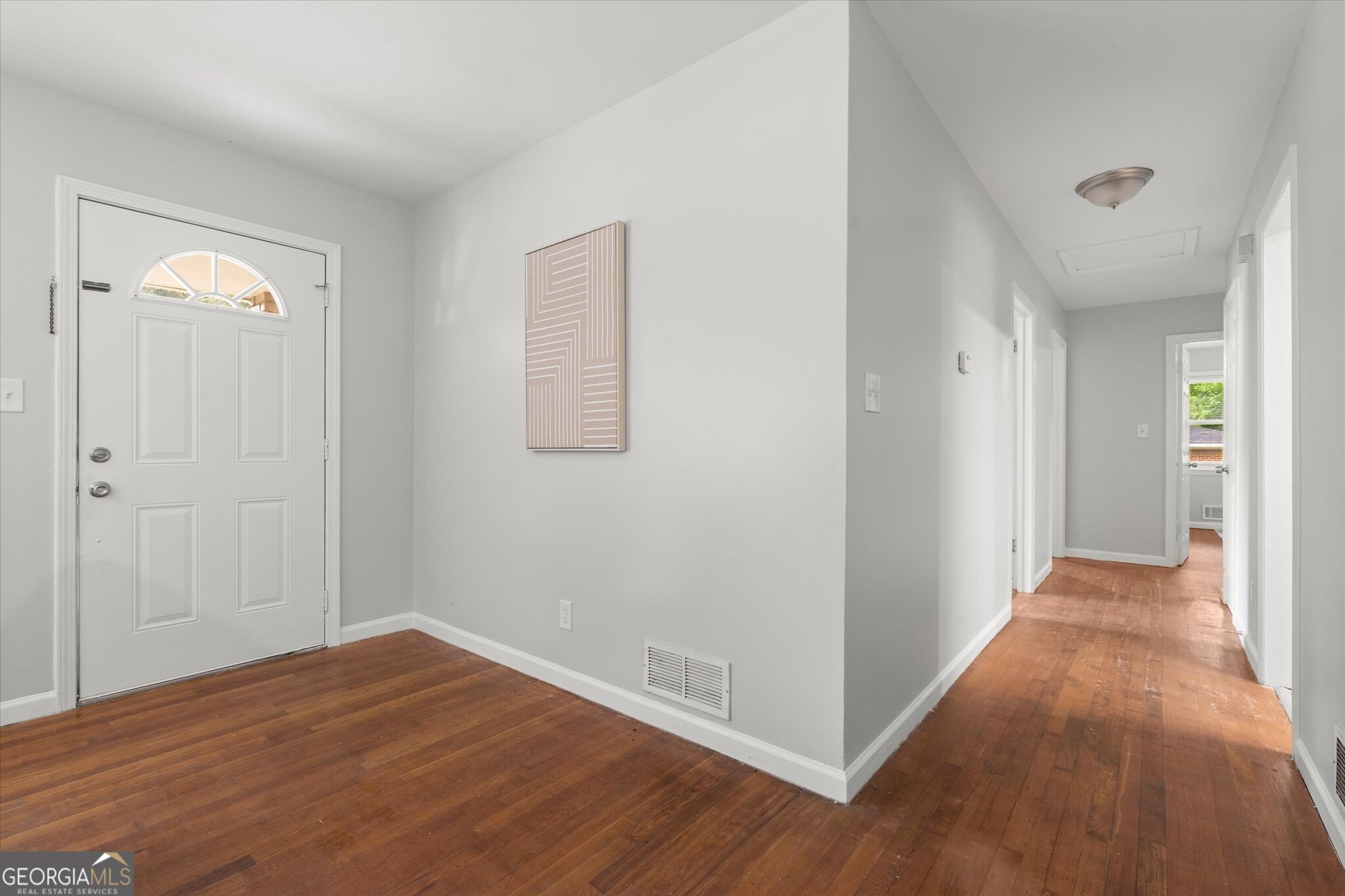 677 N Hairston Road Property Photo 5