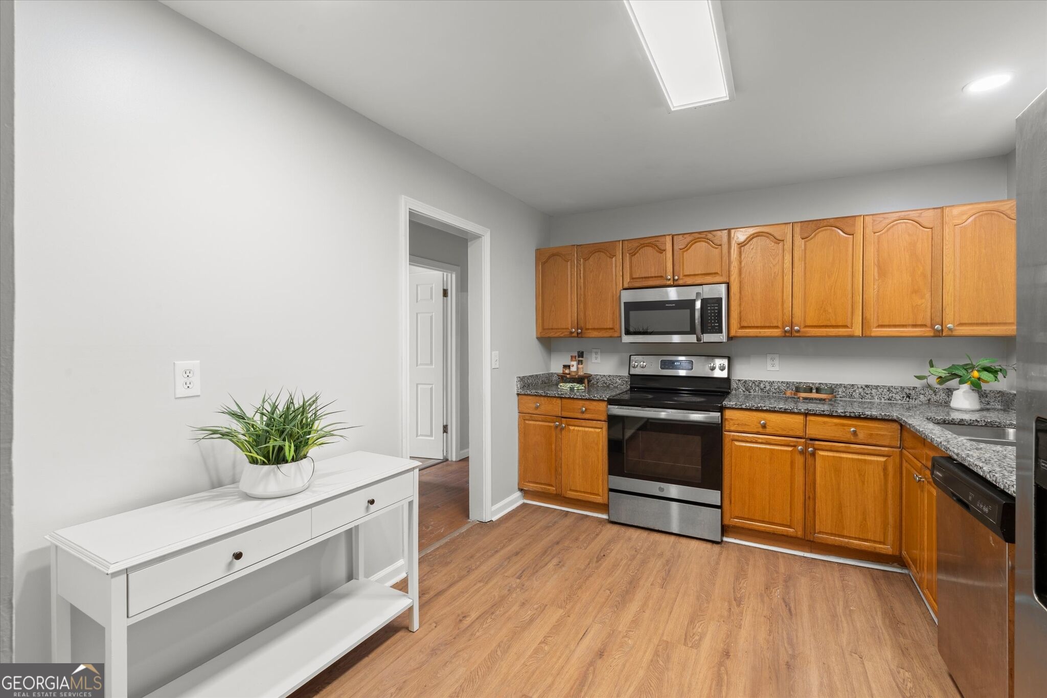677 N Hairston Road Property Photo 12