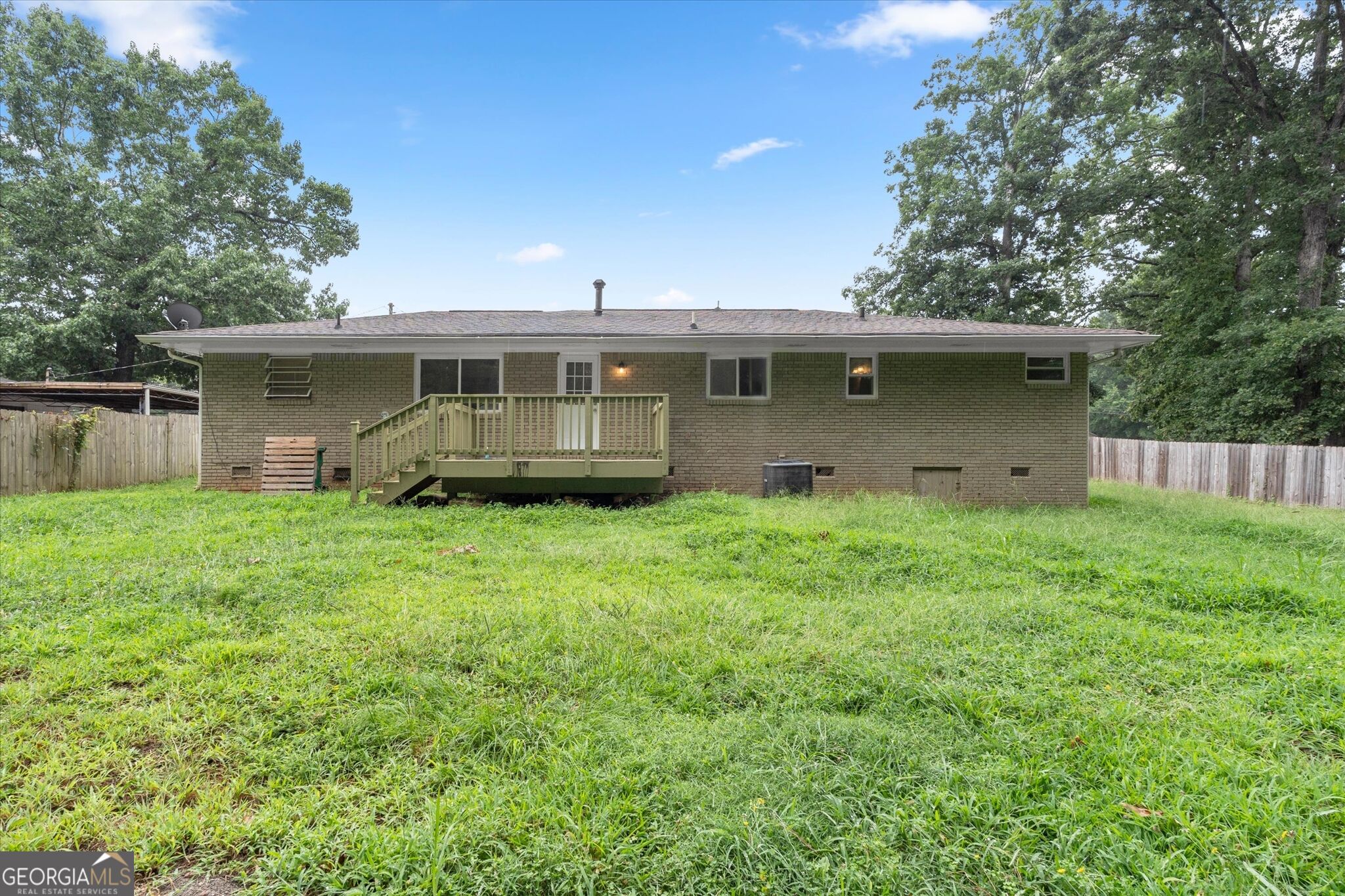 677 N Hairston Road Property Photo 33