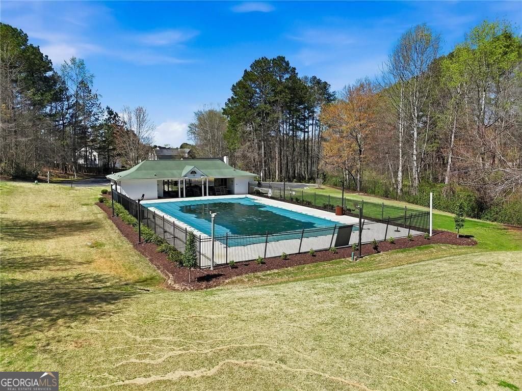 4643 Noah Overlook W Property Photo 28