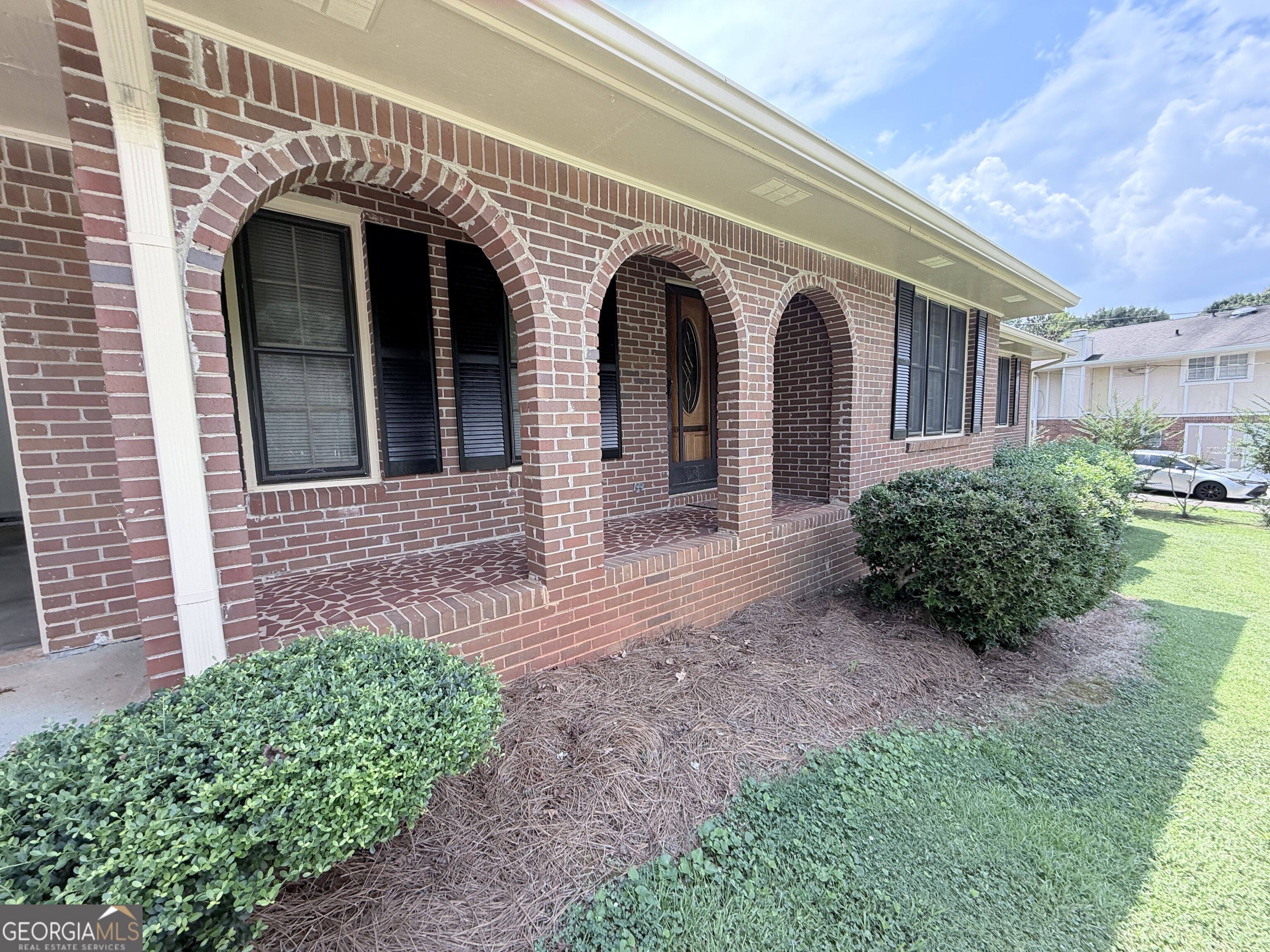2305 Village Drive Property Photo 5
