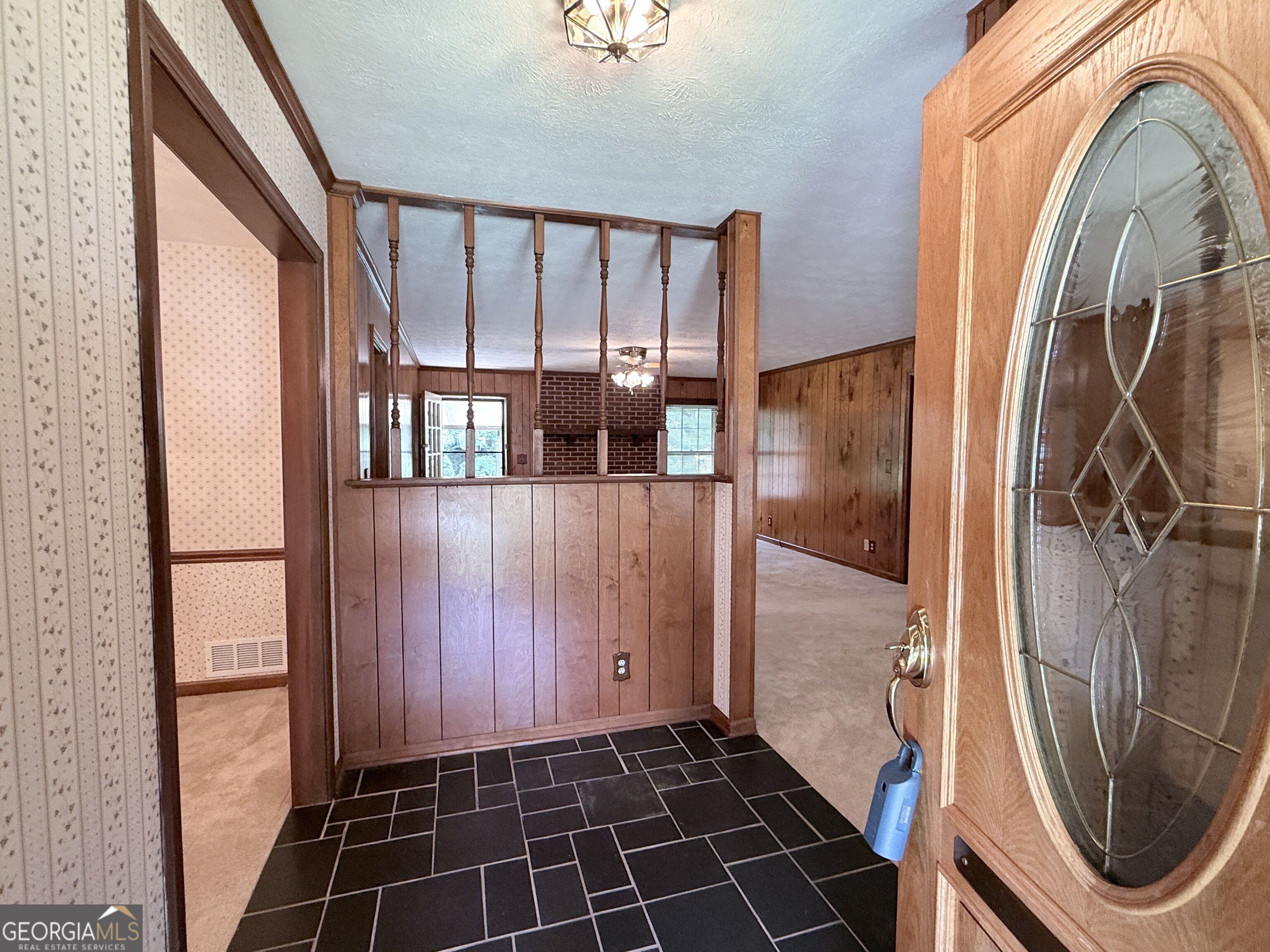 2305 Village Drive Property Photo 7