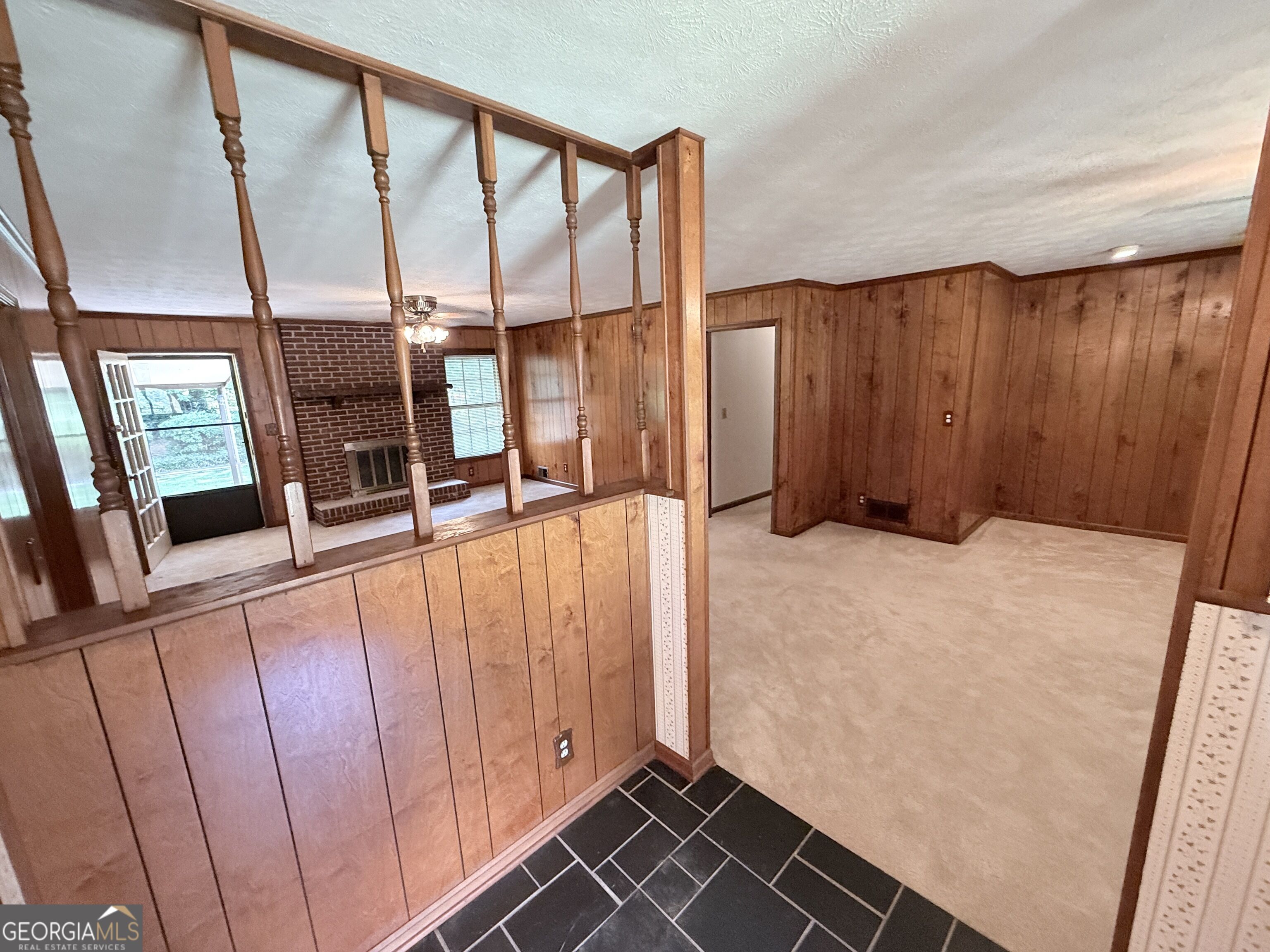 2305 Village Drive Property Photo 8