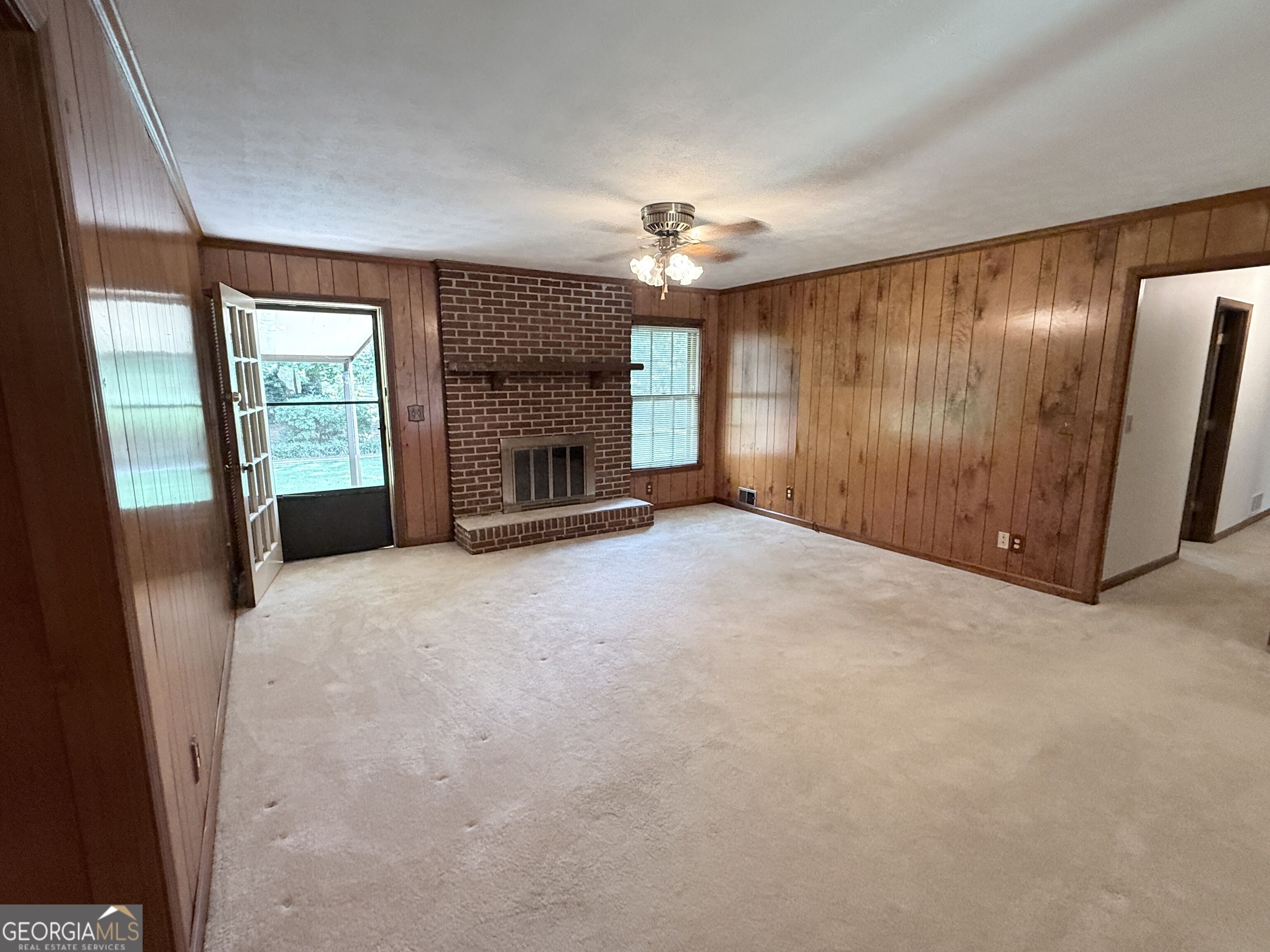2305 Village Drive Property Photo 11