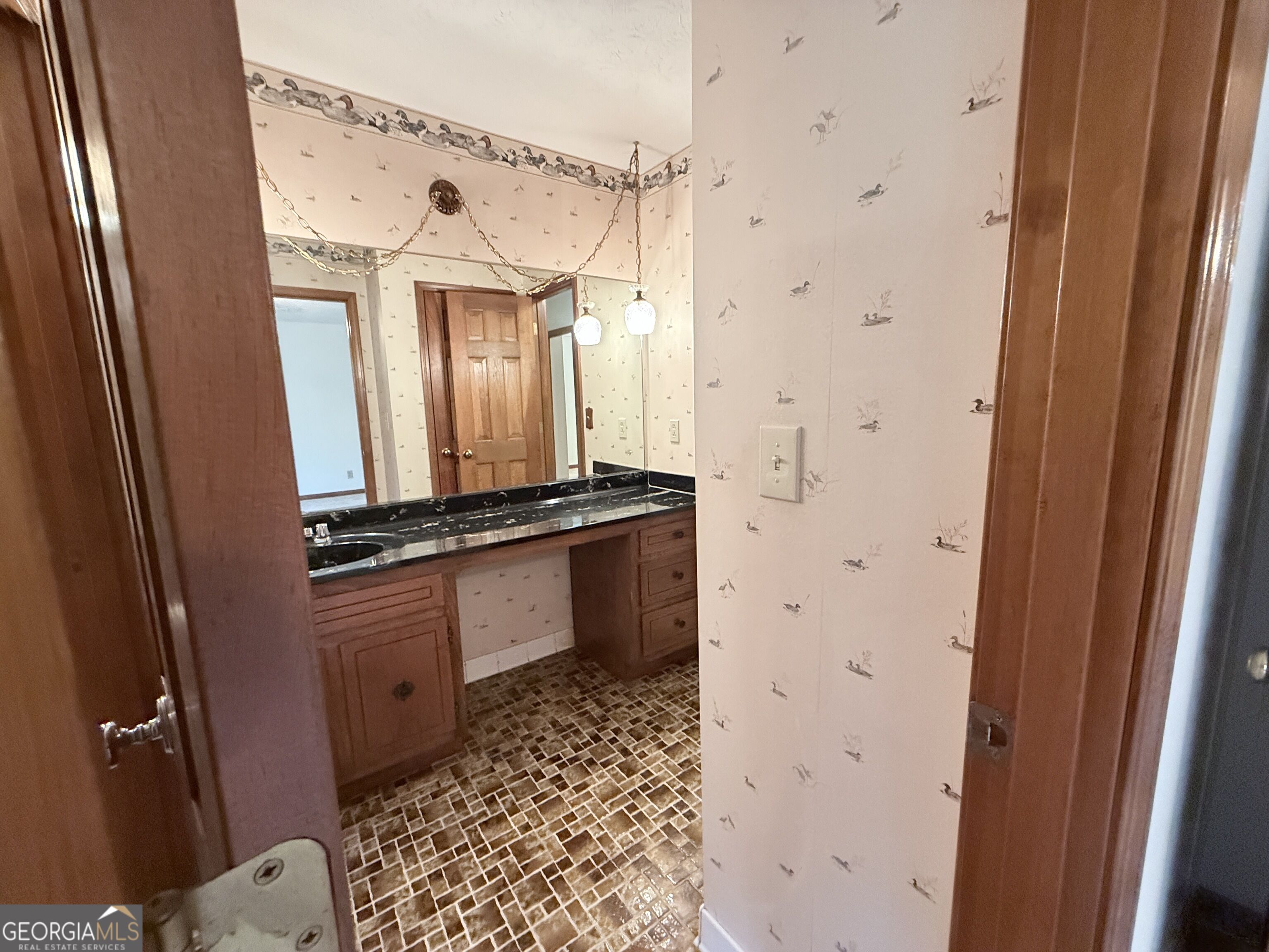 2305 Village Drive Property Photo 21
