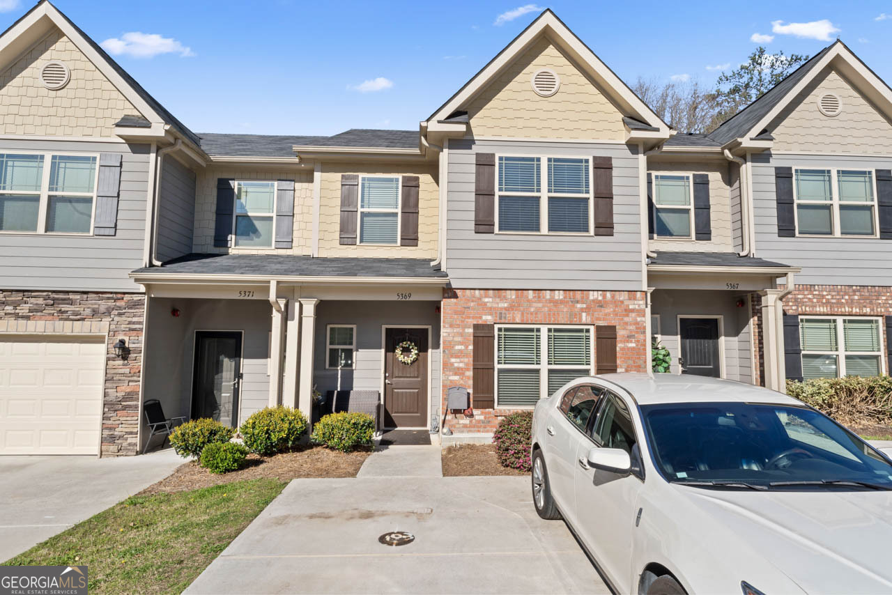 5369 Creekview Way Property Photo 1