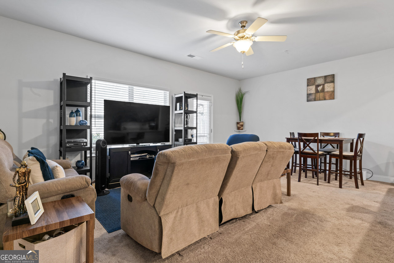 5369 Creekview Way Property Photo 12