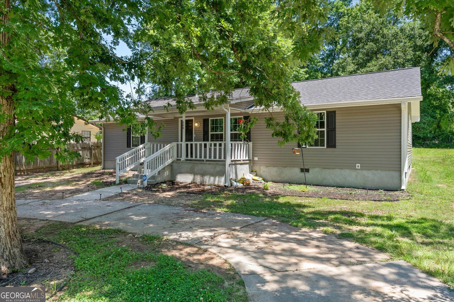566 Shadowmoor Circle Property Photo 3