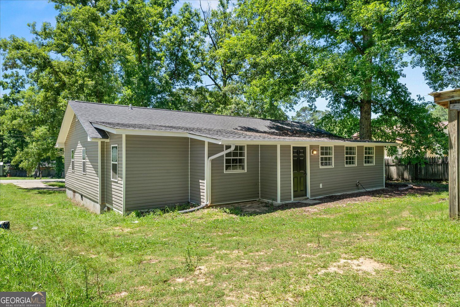 566 Shadowmoor Circle Property Photo 7