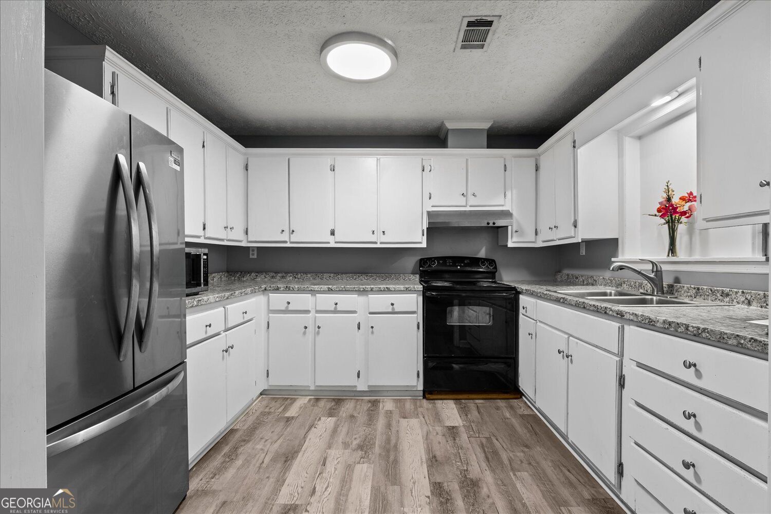 566 Shadowmoor Circle Property Photo 14