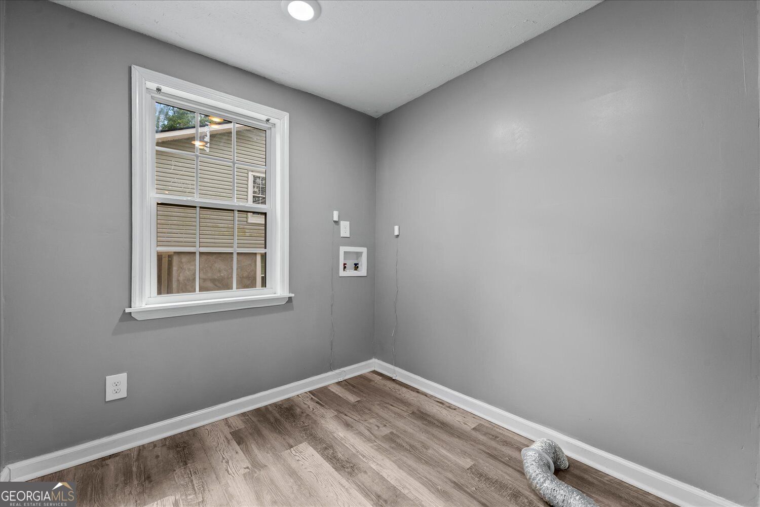 566 Shadowmoor Circle Property Photo 32