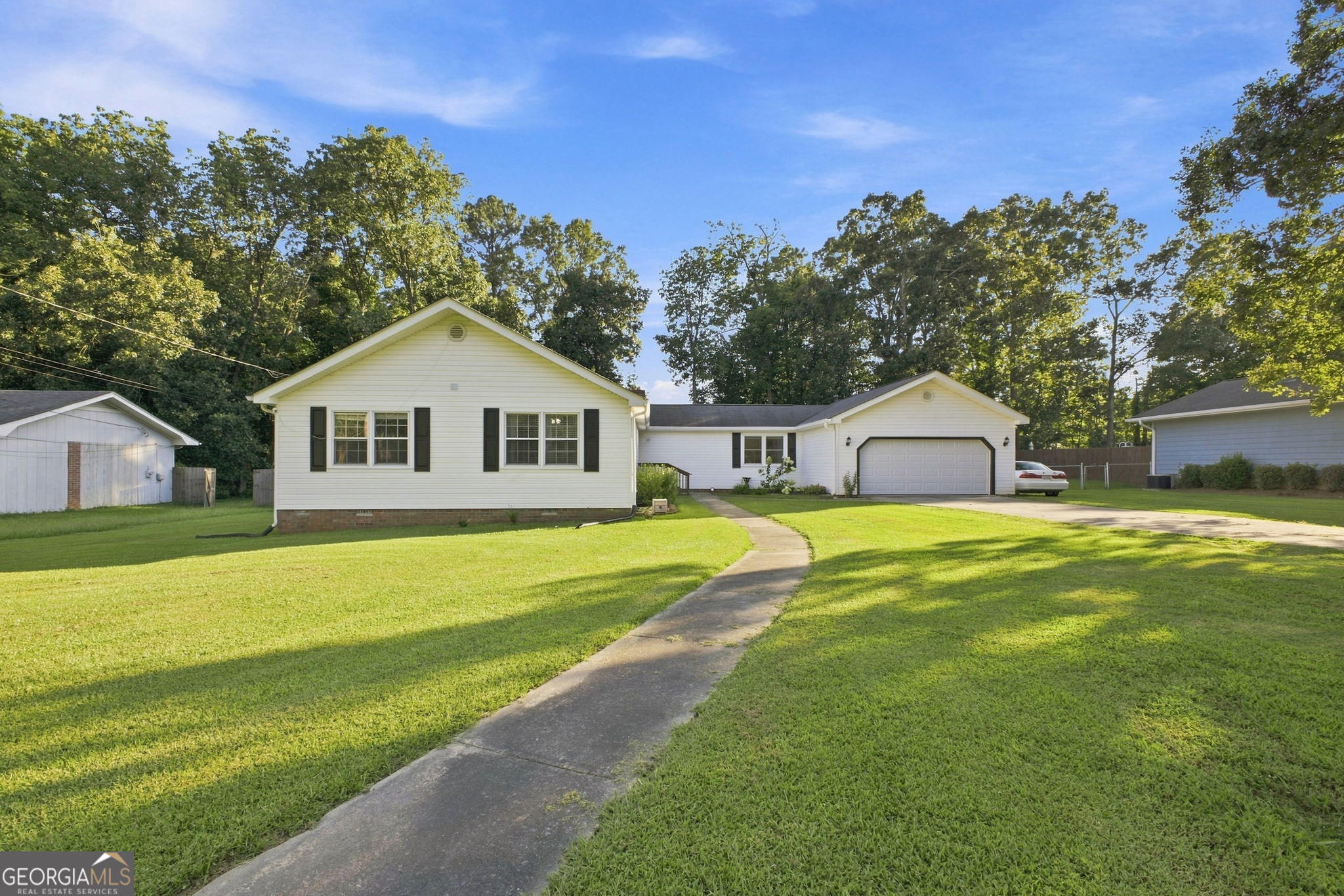 25 Donley Drive Nw Property Photo 1