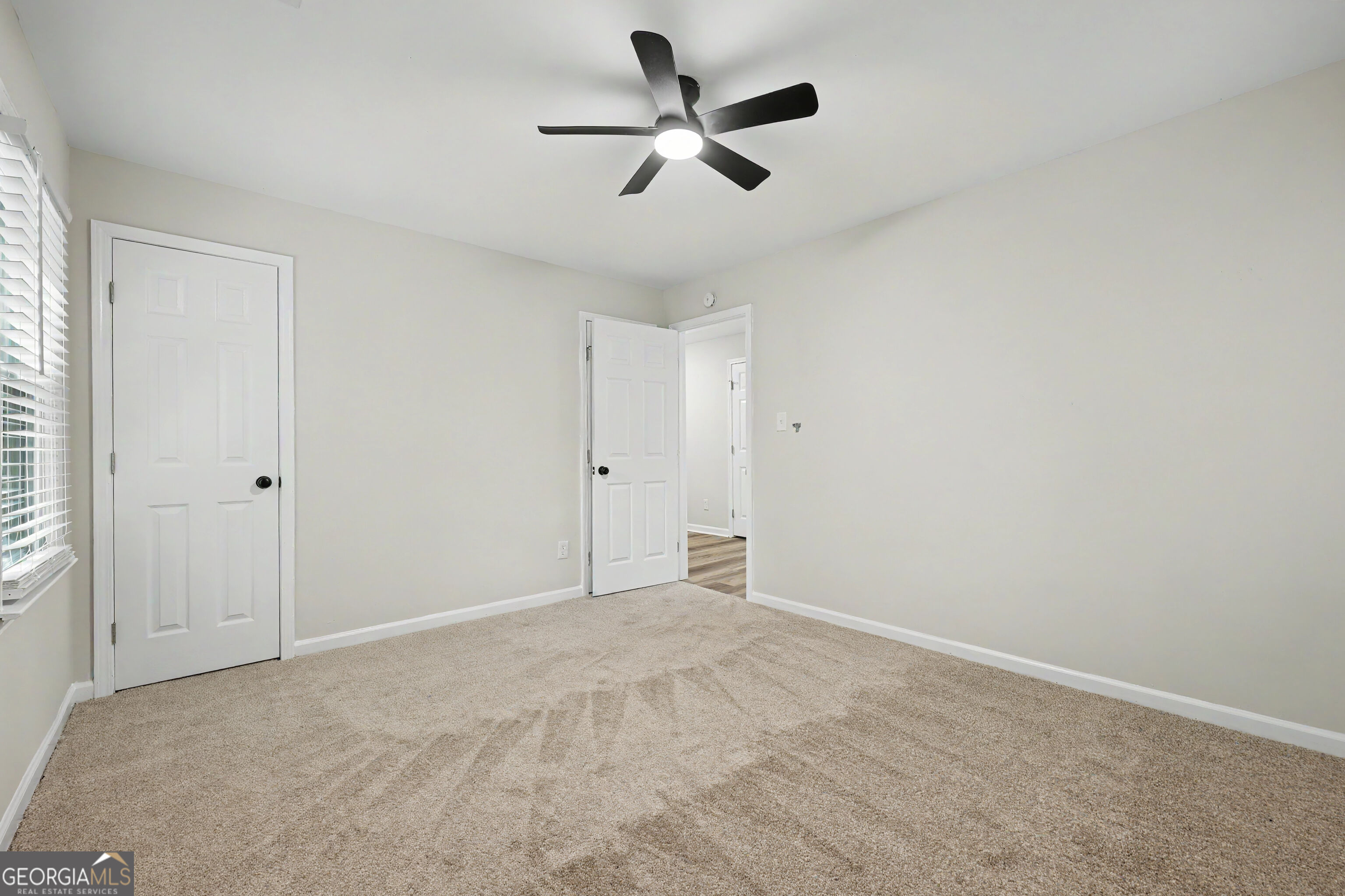 25 Mimosa Road Property Photo 15
