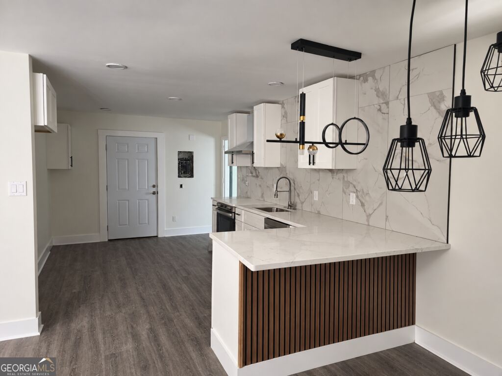 2164 Mark Trail Property Photo 4