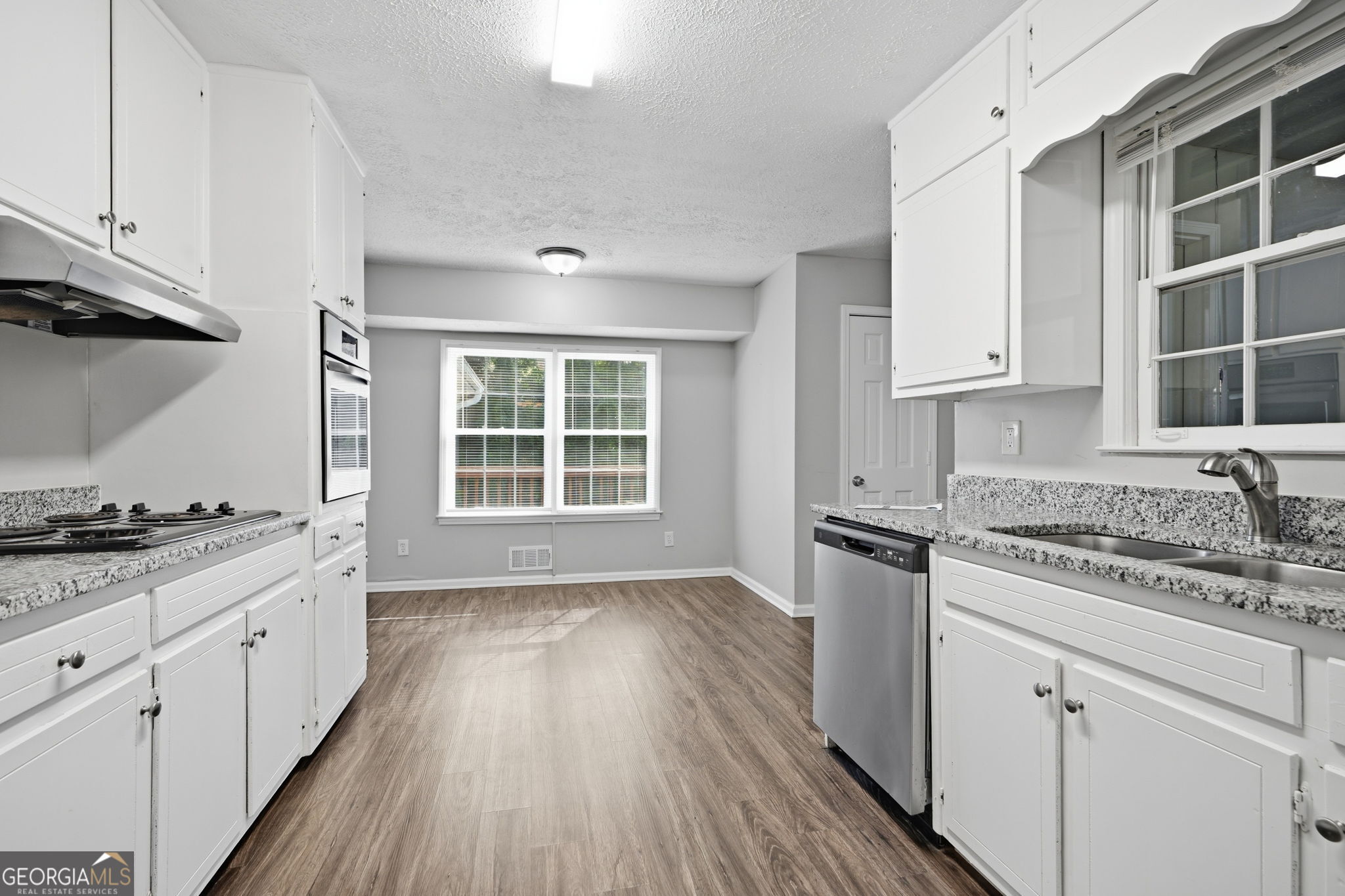 4270 Cove Way Ne Property Photo 14