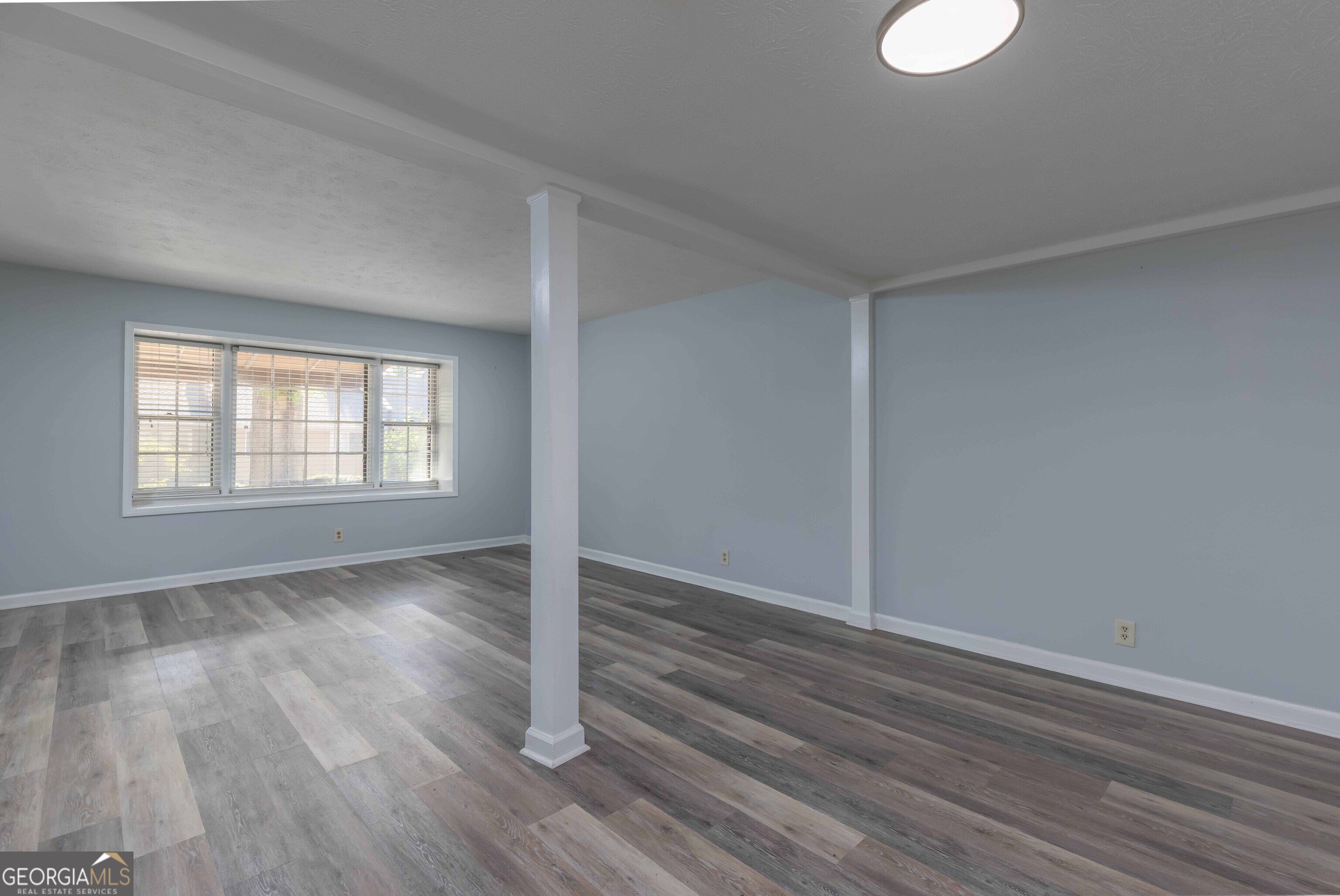 6101 River Road Property Photo 12