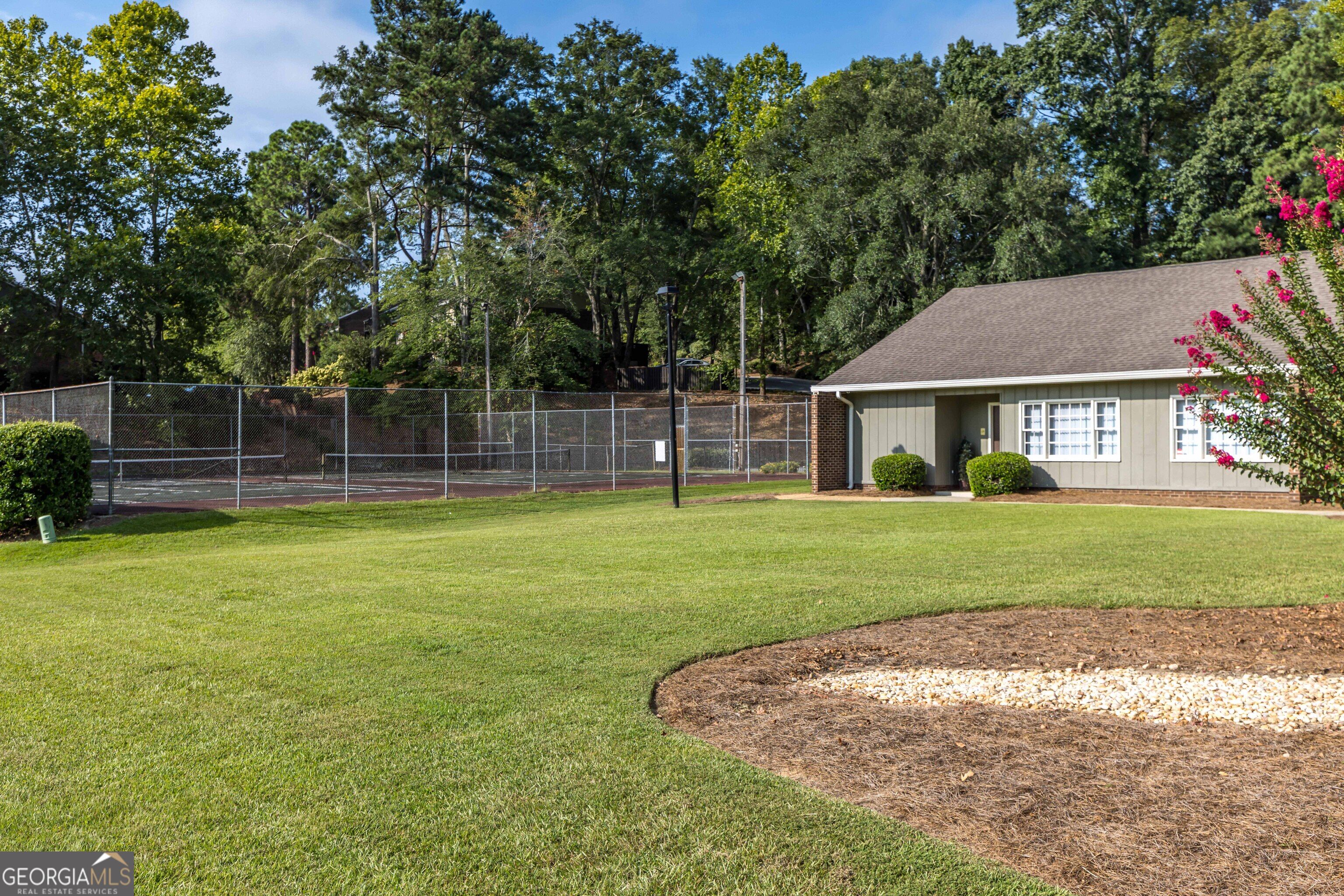 6101 River Road Property Photo 31