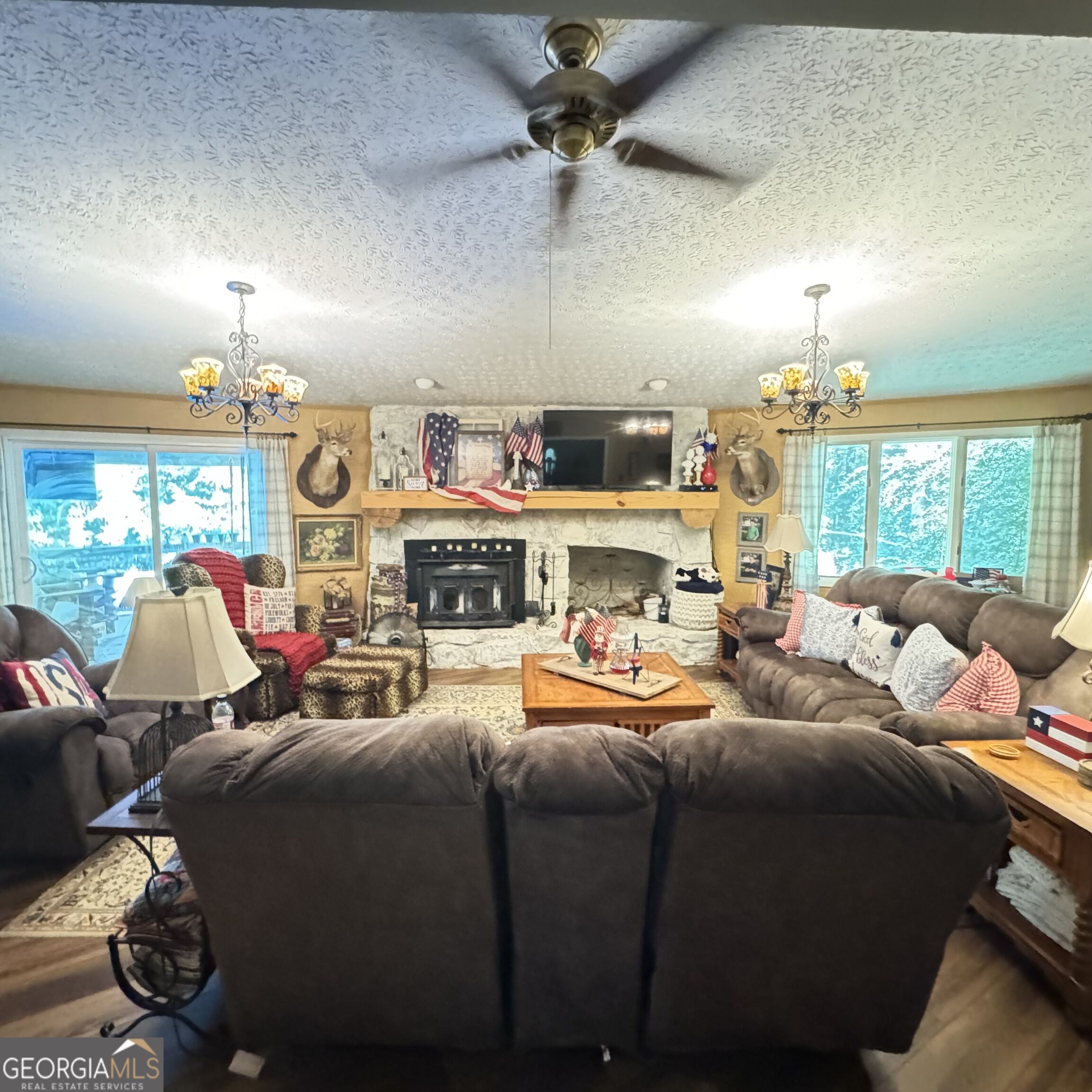 1027 1st Avenue Property Photo 14