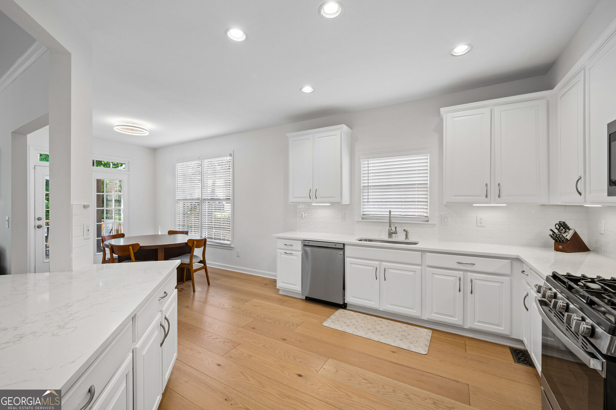2024 Gramercy Circle Property Photo 19