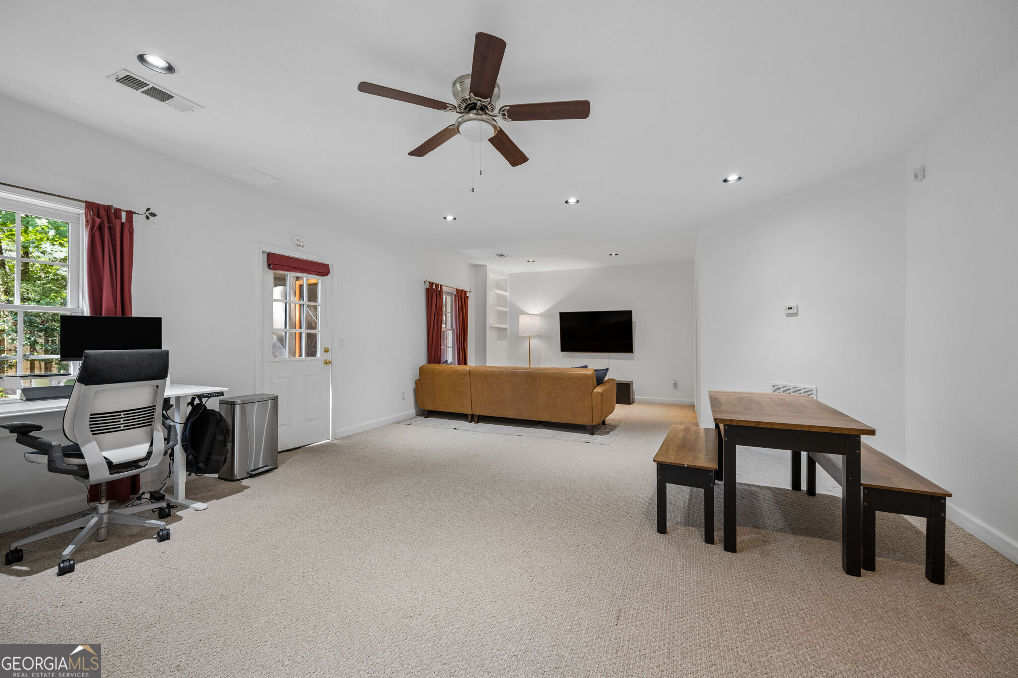 2024 Gramercy Circle Property Photo 39