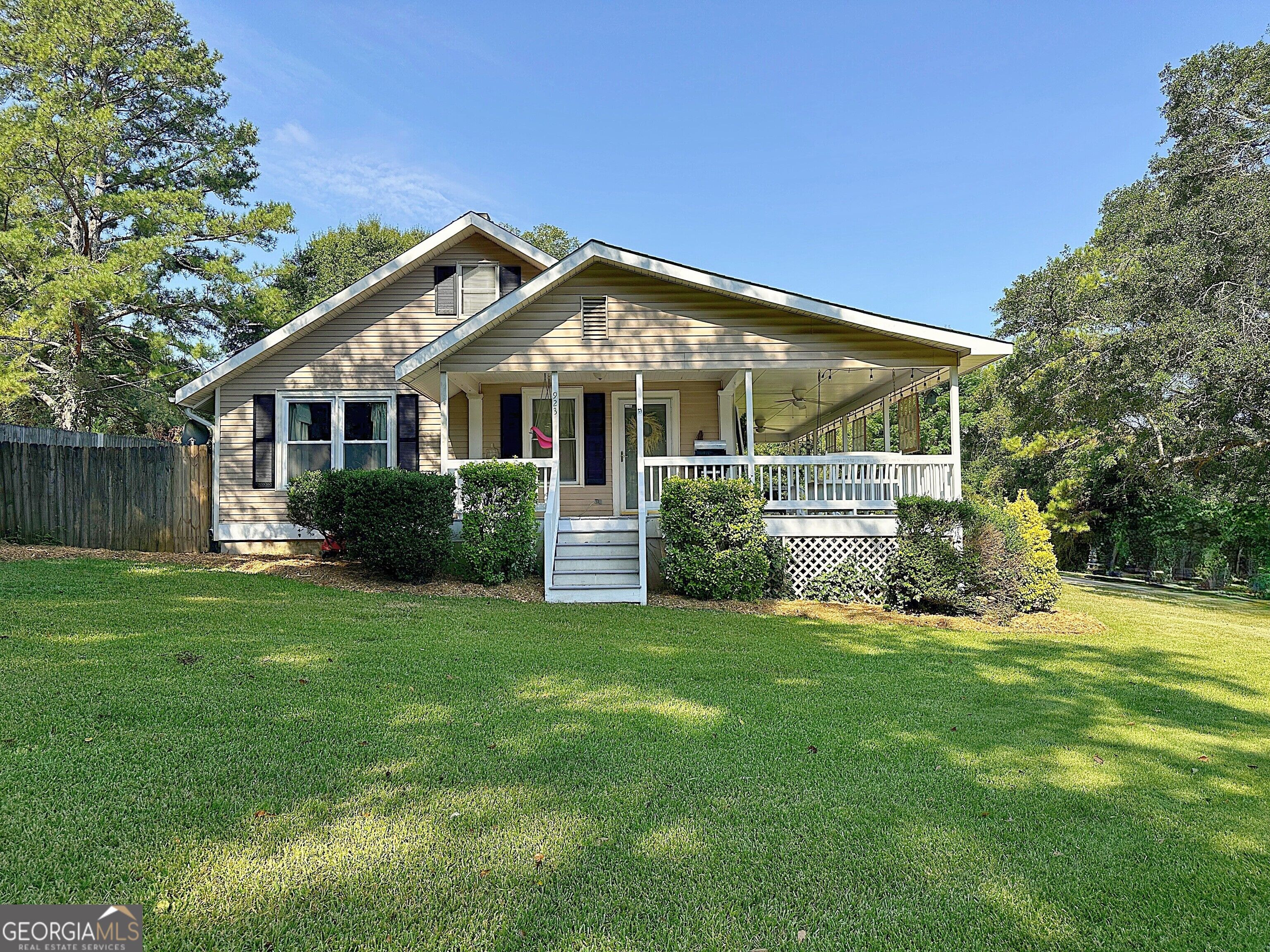 923 Youngs Mill Road Property Photo 1