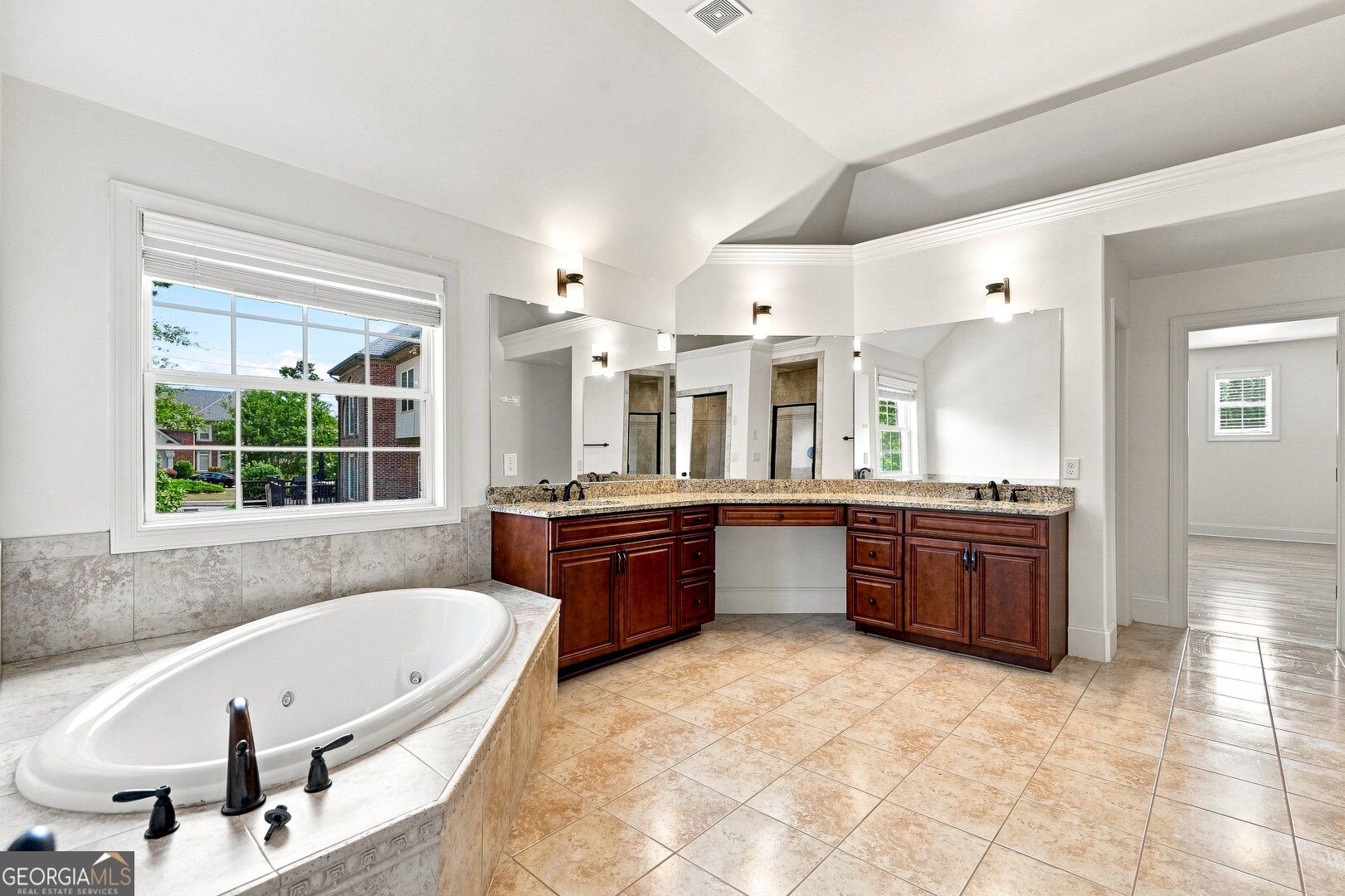 2804 Karras Cove Property Photo 16