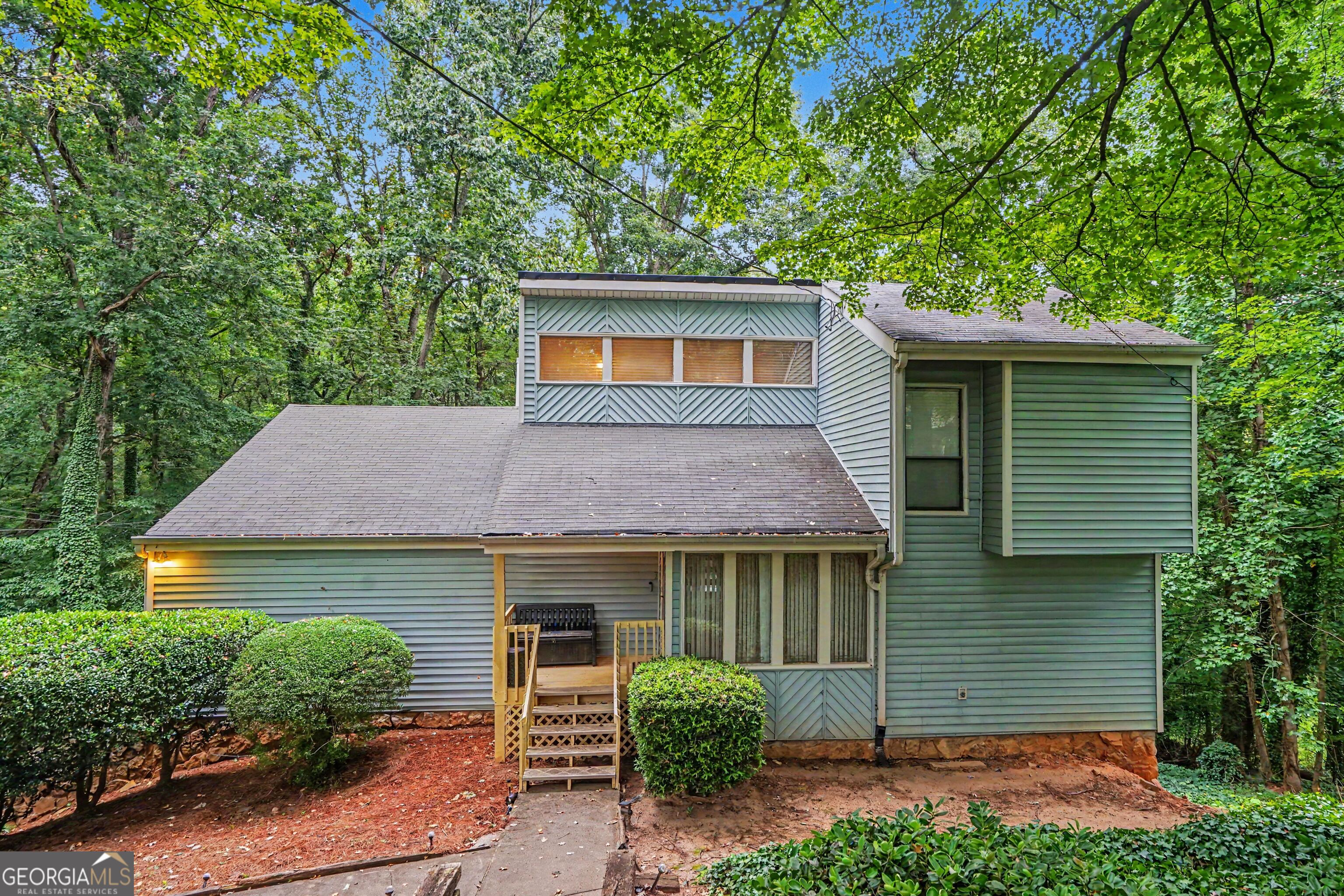 500 Hickory Hills Trail Property Photo 2