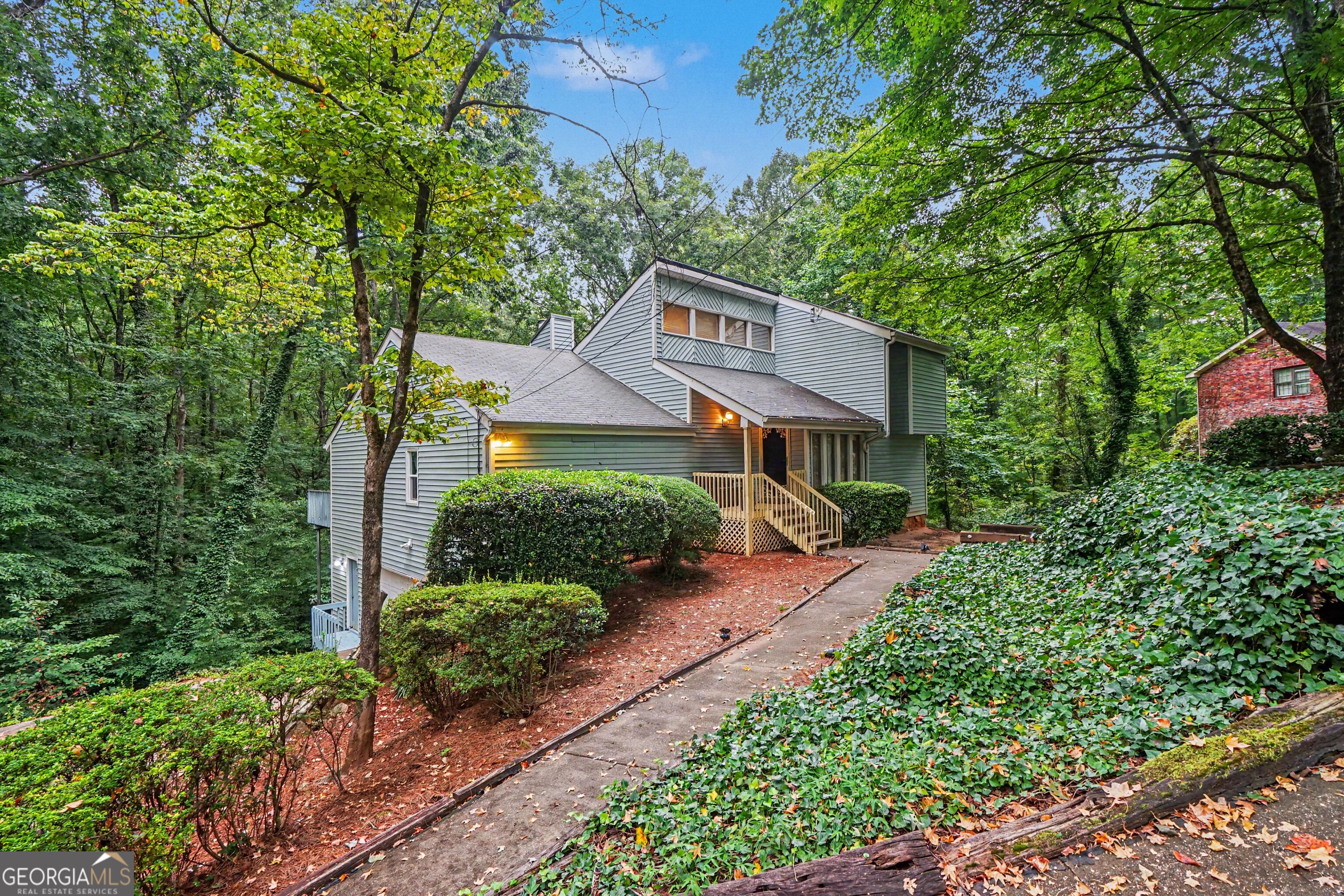 500 Hickory Hills Trail Property Photo 3
