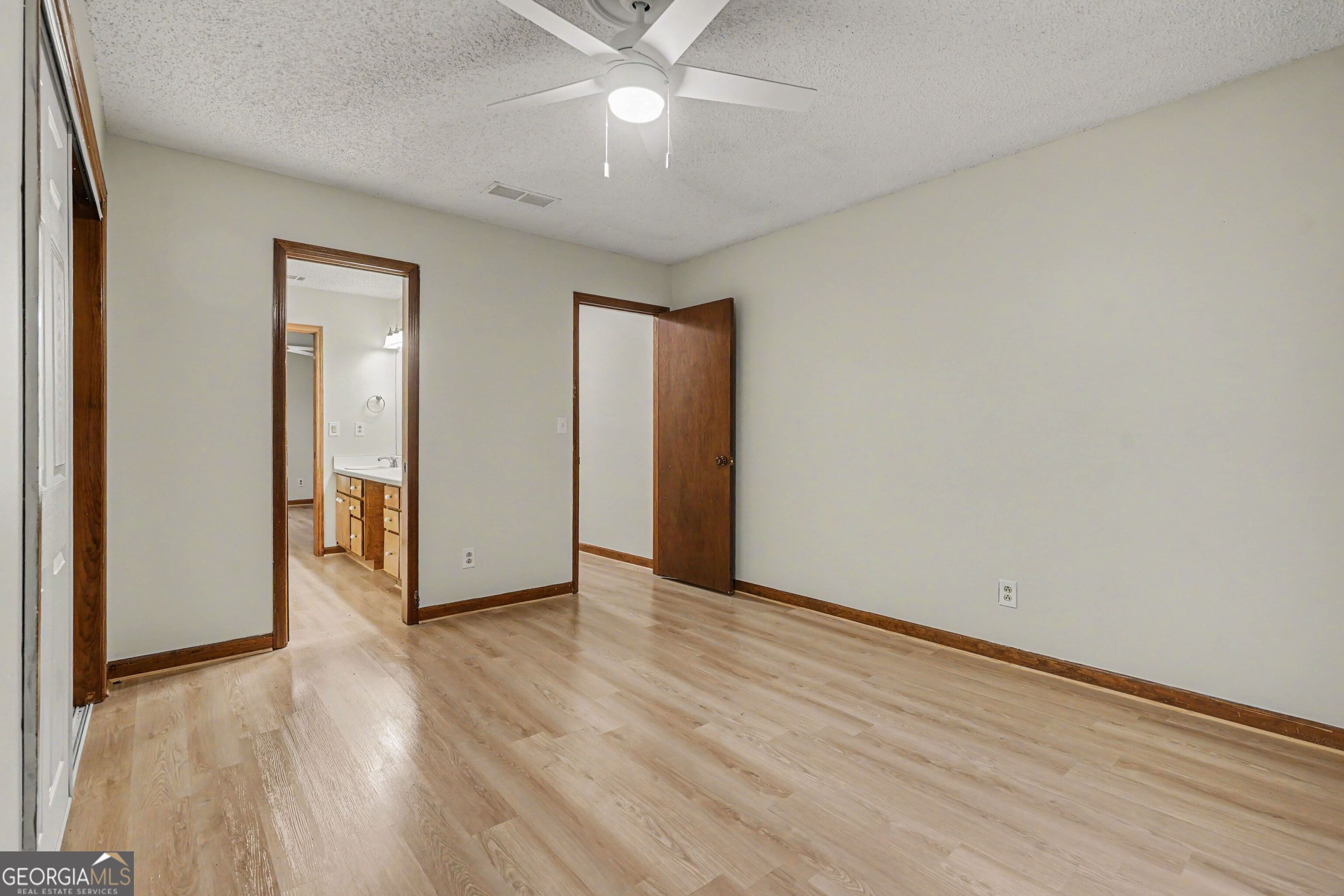 500 Hickory Hills Trail Property Photo 29