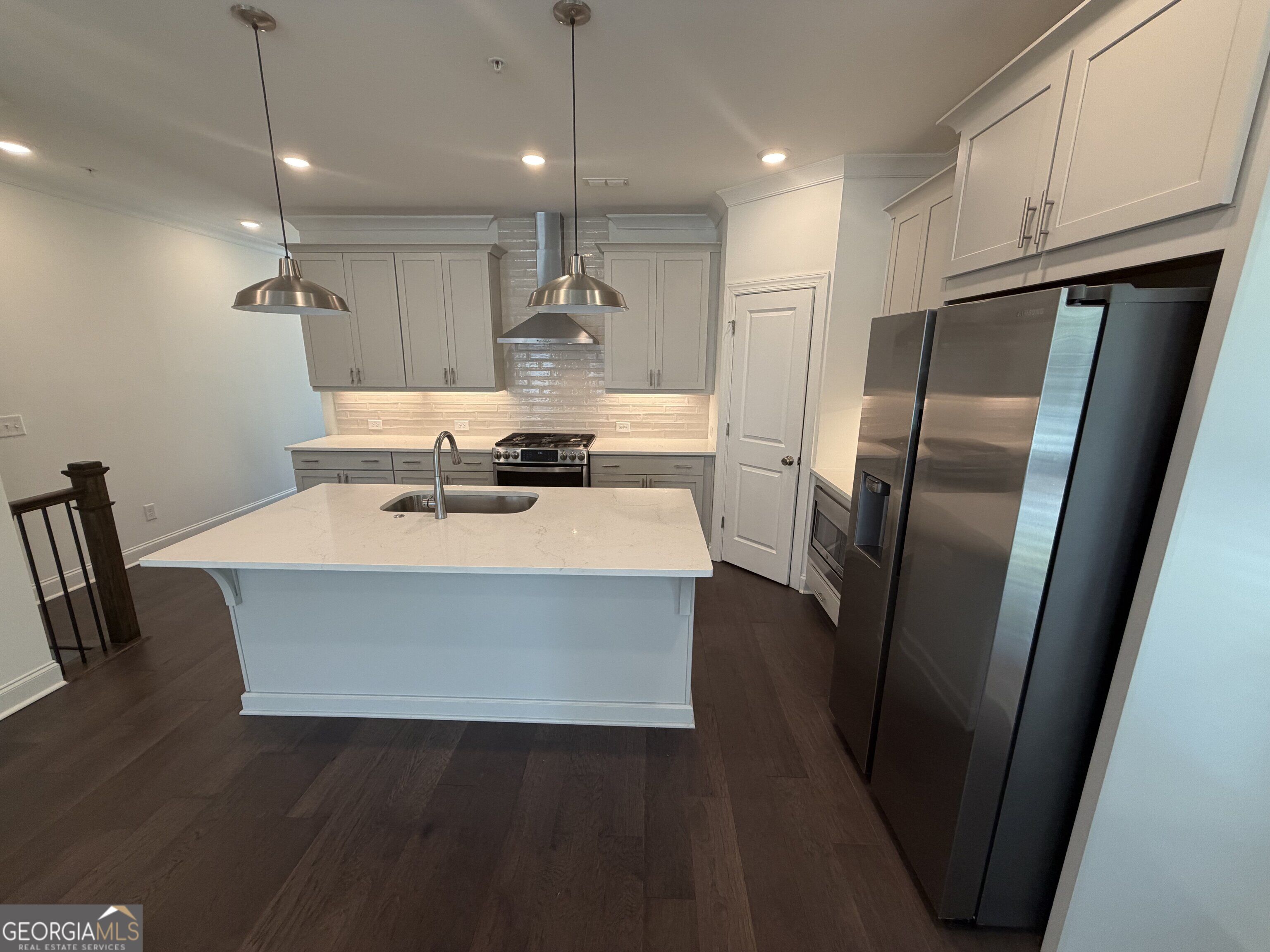 415 Olmstead Way # 68 Property Photo 6