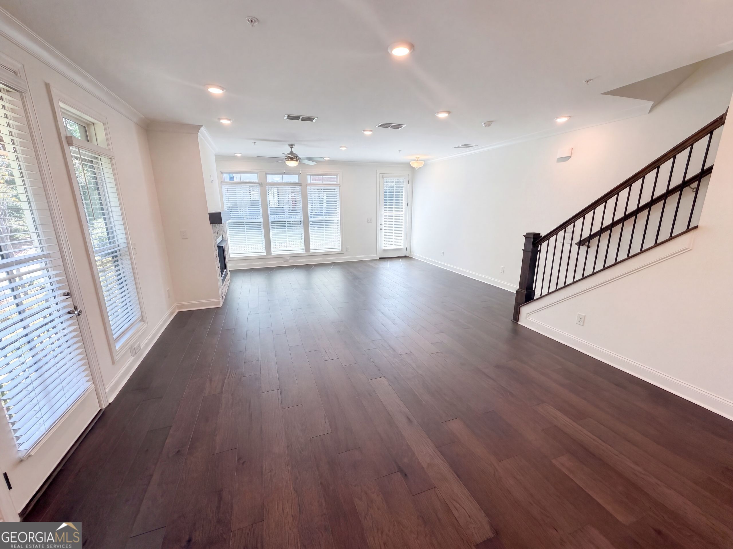 415 Olmstead Way # 68 Property Photo 8