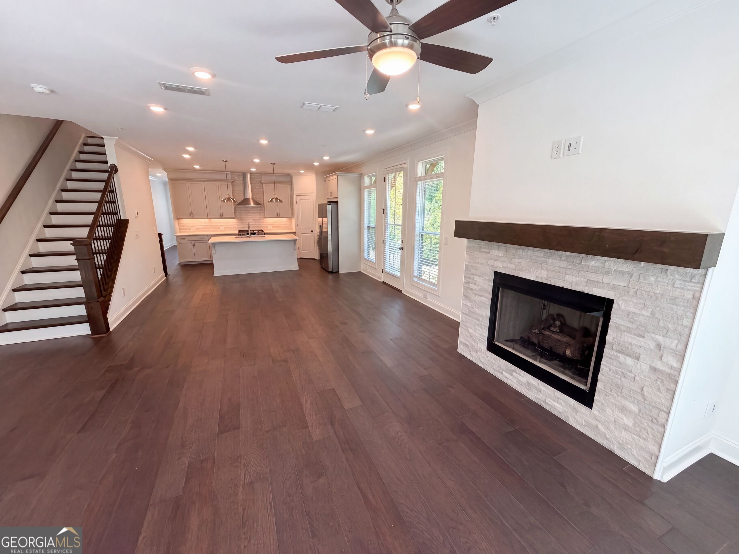 415 Olmstead Way # 68 Property Photo 10