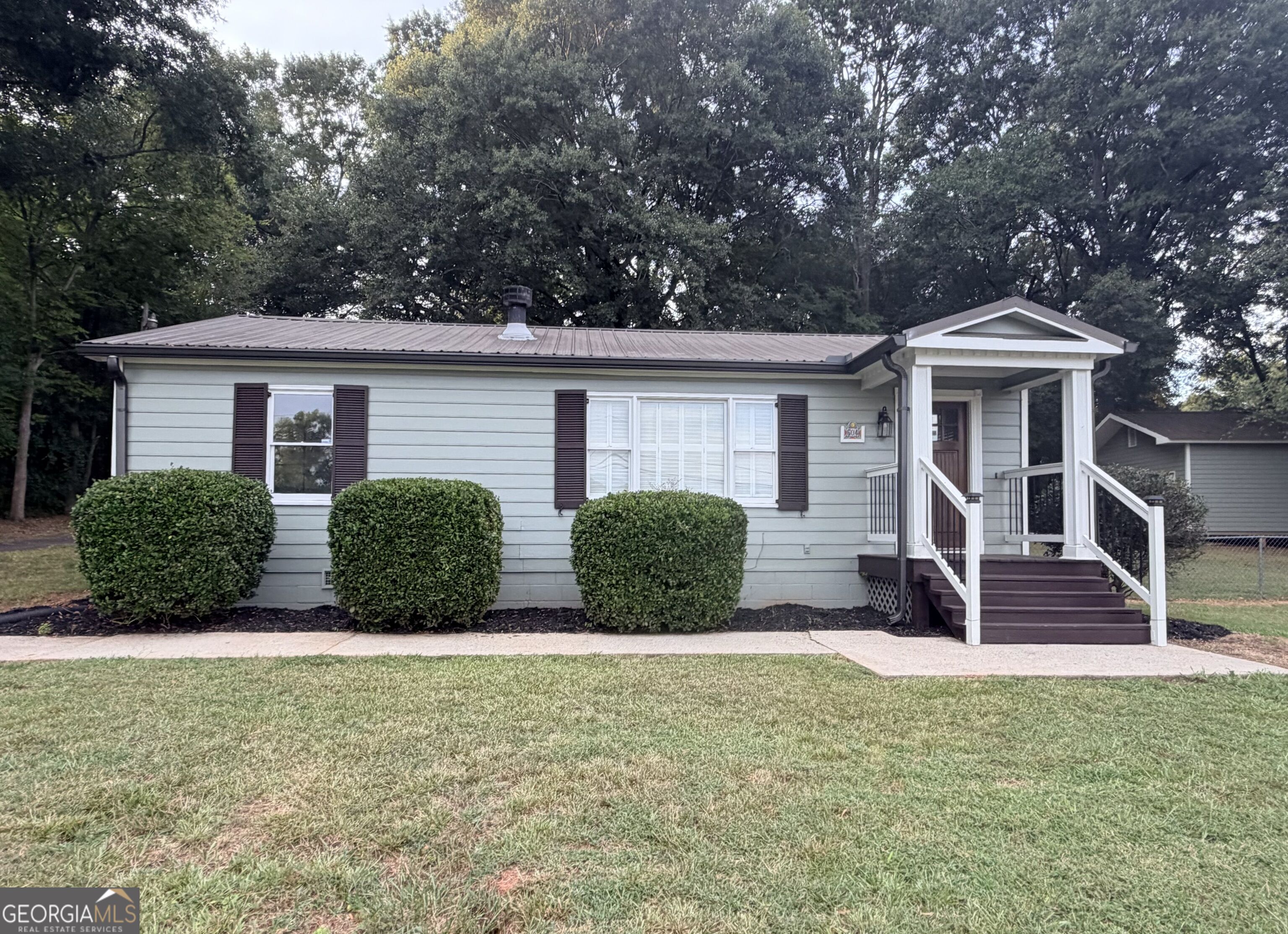 604 Lynn Avenue Property Photo 1