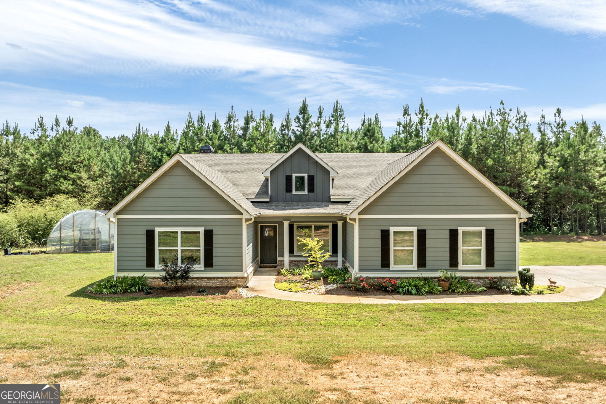 1219 Thrash Road Property Photo 1