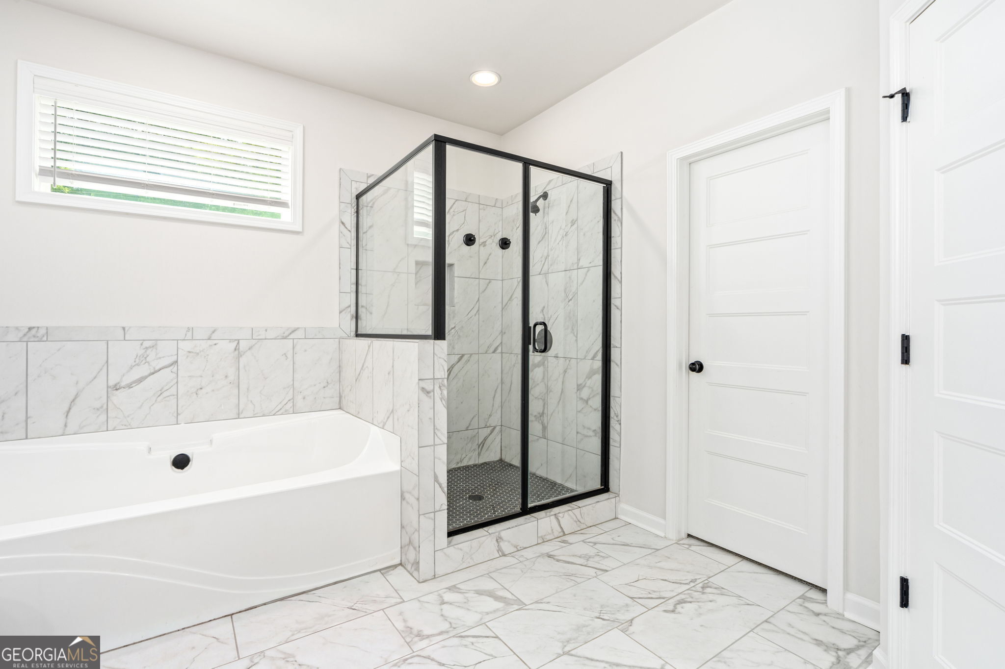 1219 Thrash Road Property Photo 13