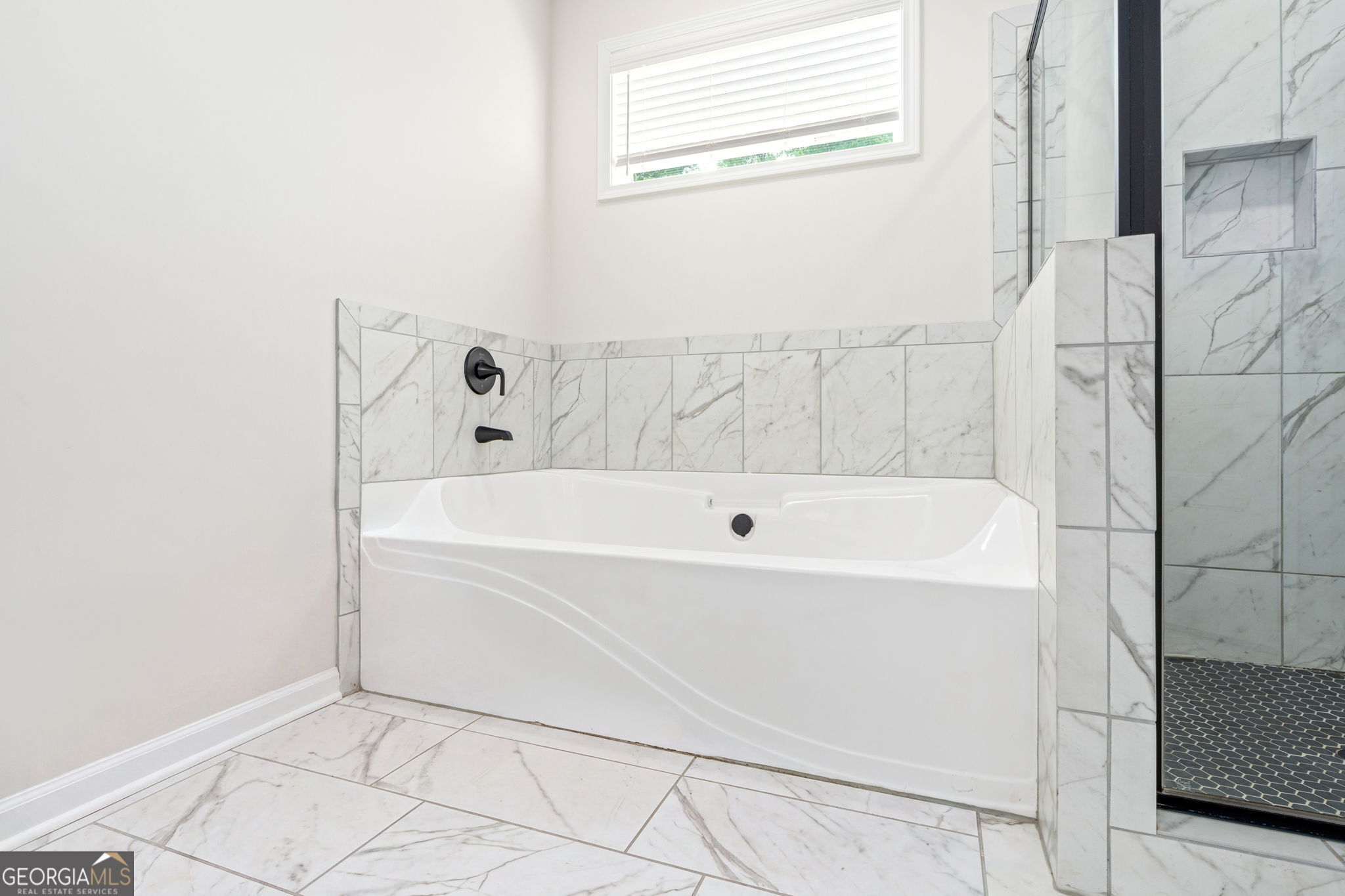 1219 Thrash Road Property Photo 14
