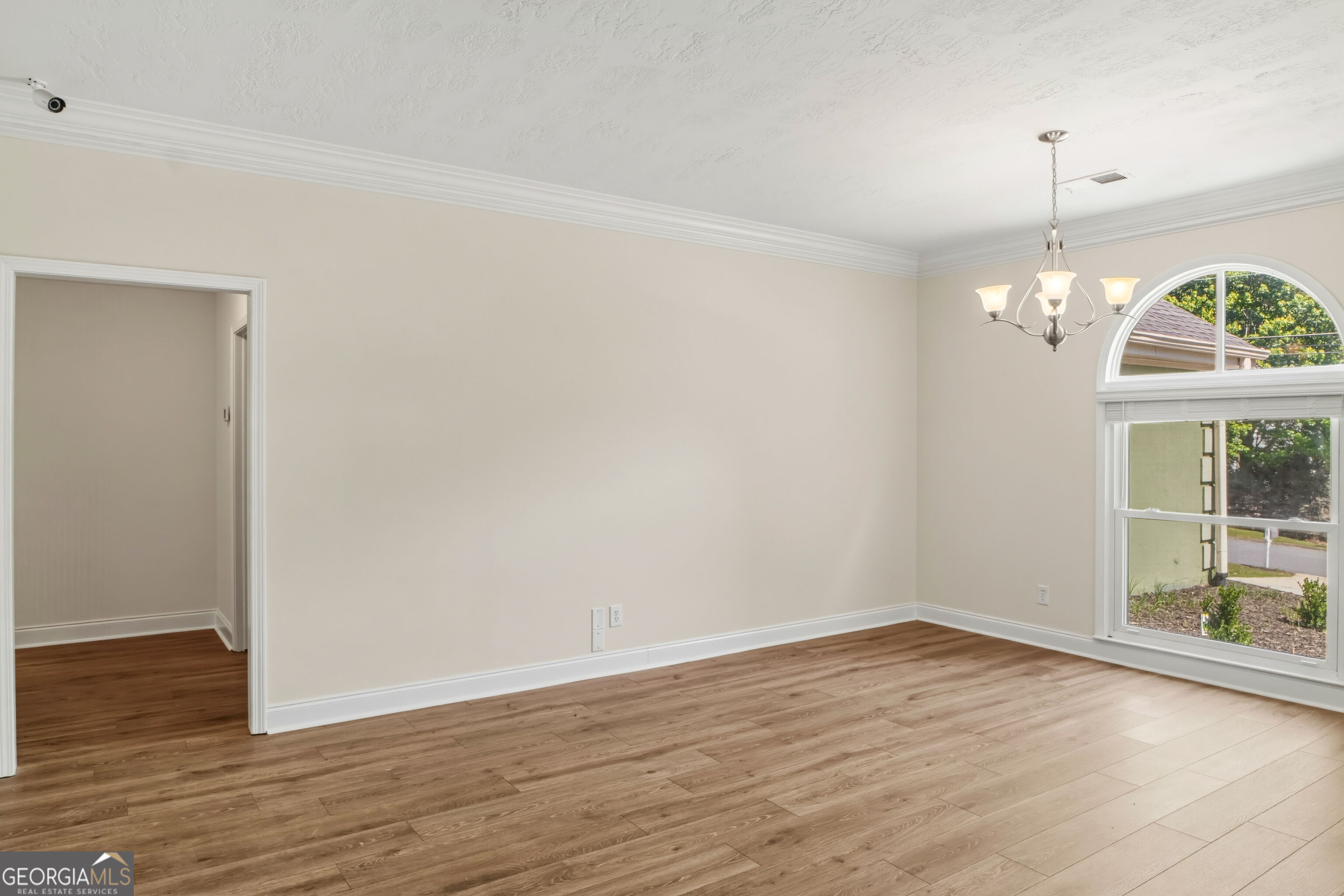 709 Oak Moss Drive Property Photo 4