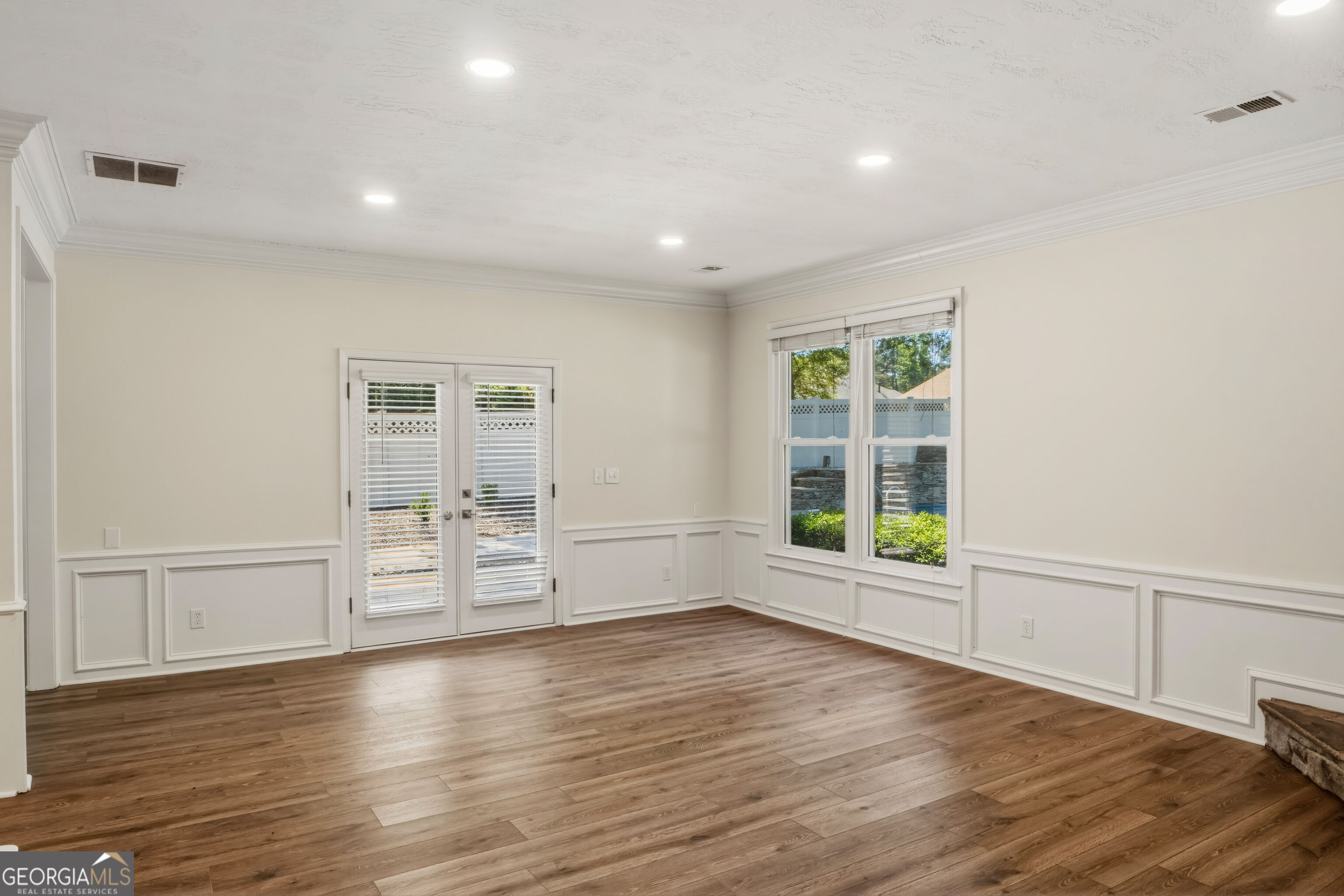 709 Oak Moss Drive Property Photo 22